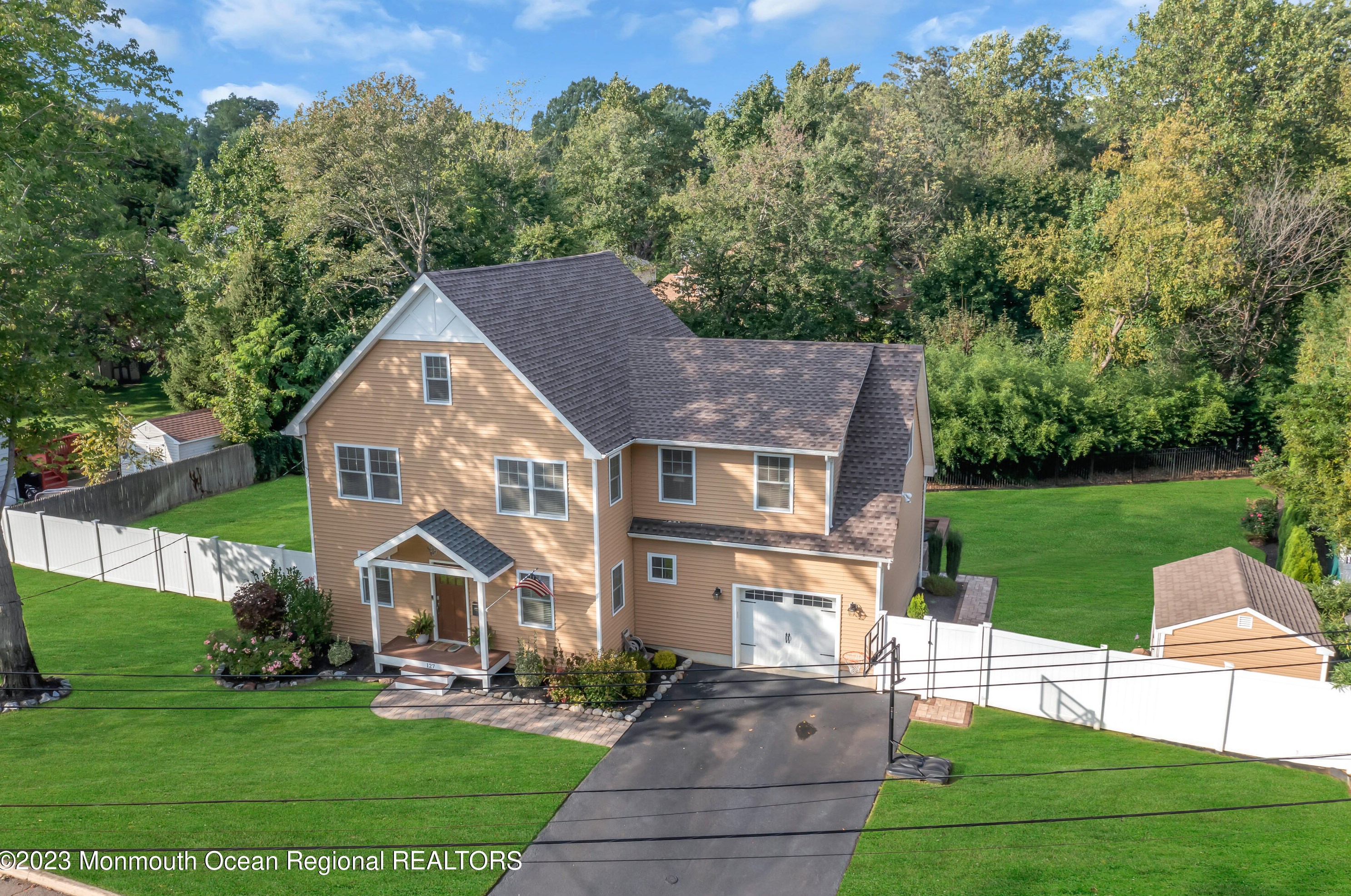 127 Washington Ave, Matawan NJ 07747-2921 exterior