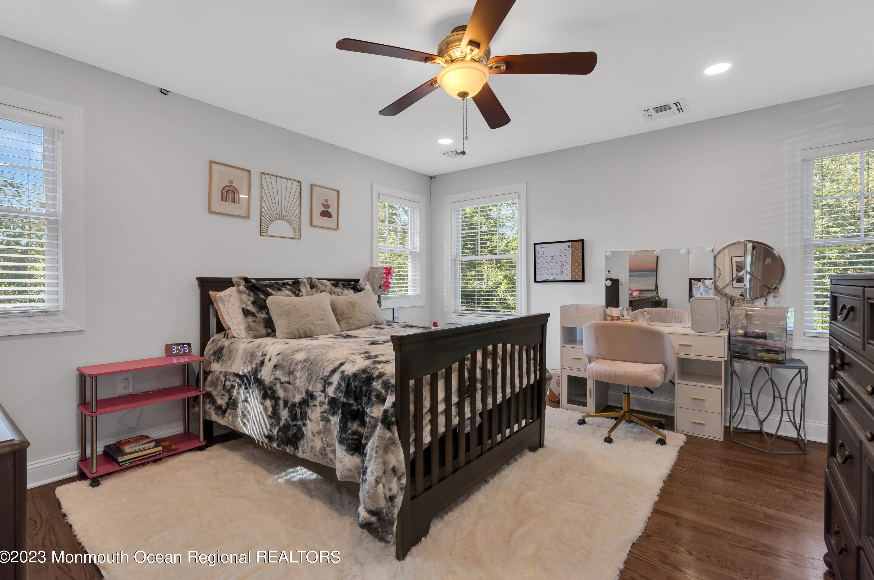 127 Washington Ave, Matawan NJ 07747-2921 exterior