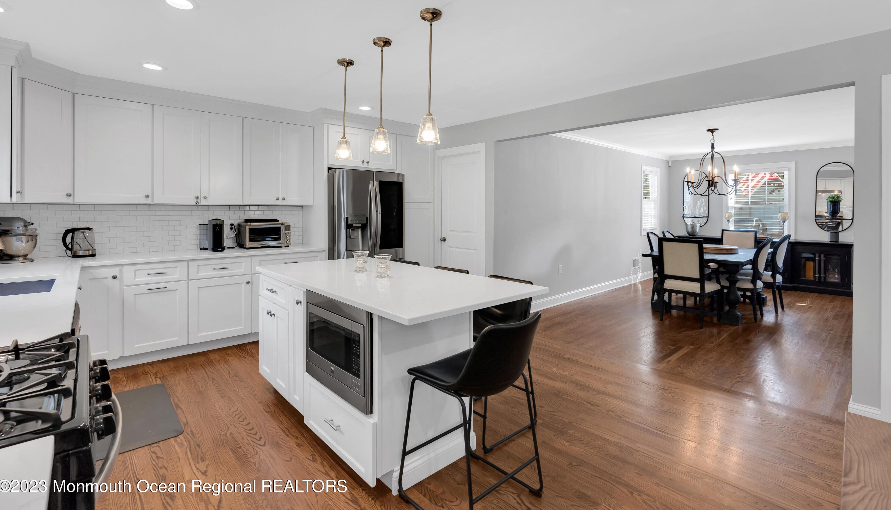 127 Washington Ave, Matawan NJ 07747-2921 exterior