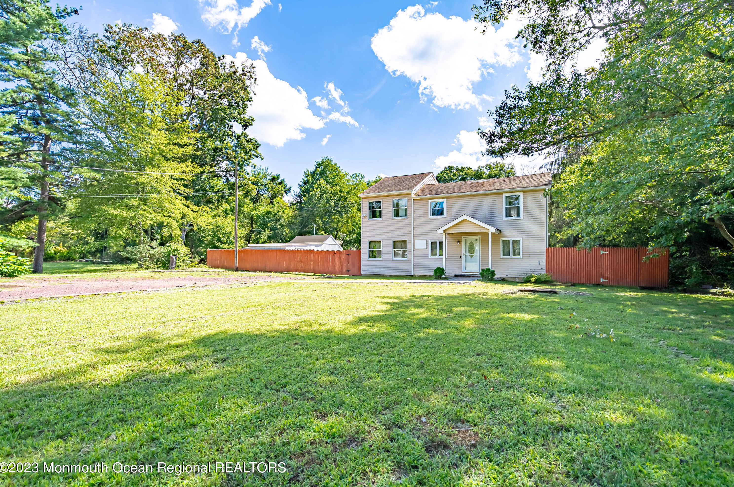 505 Farms Rd, Wall Township, NJ 07731-1216