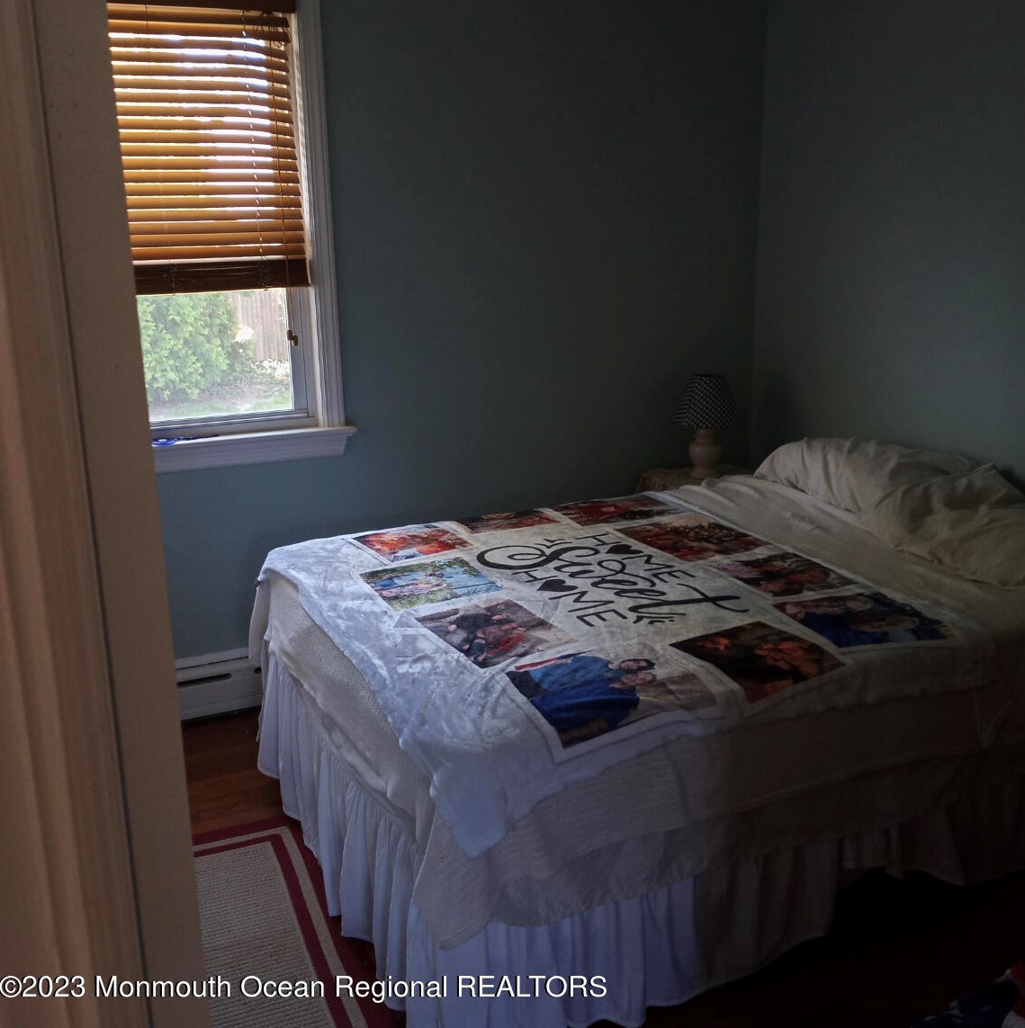 184 Orchard Ave, Belford NJ  07718-1257 exterior