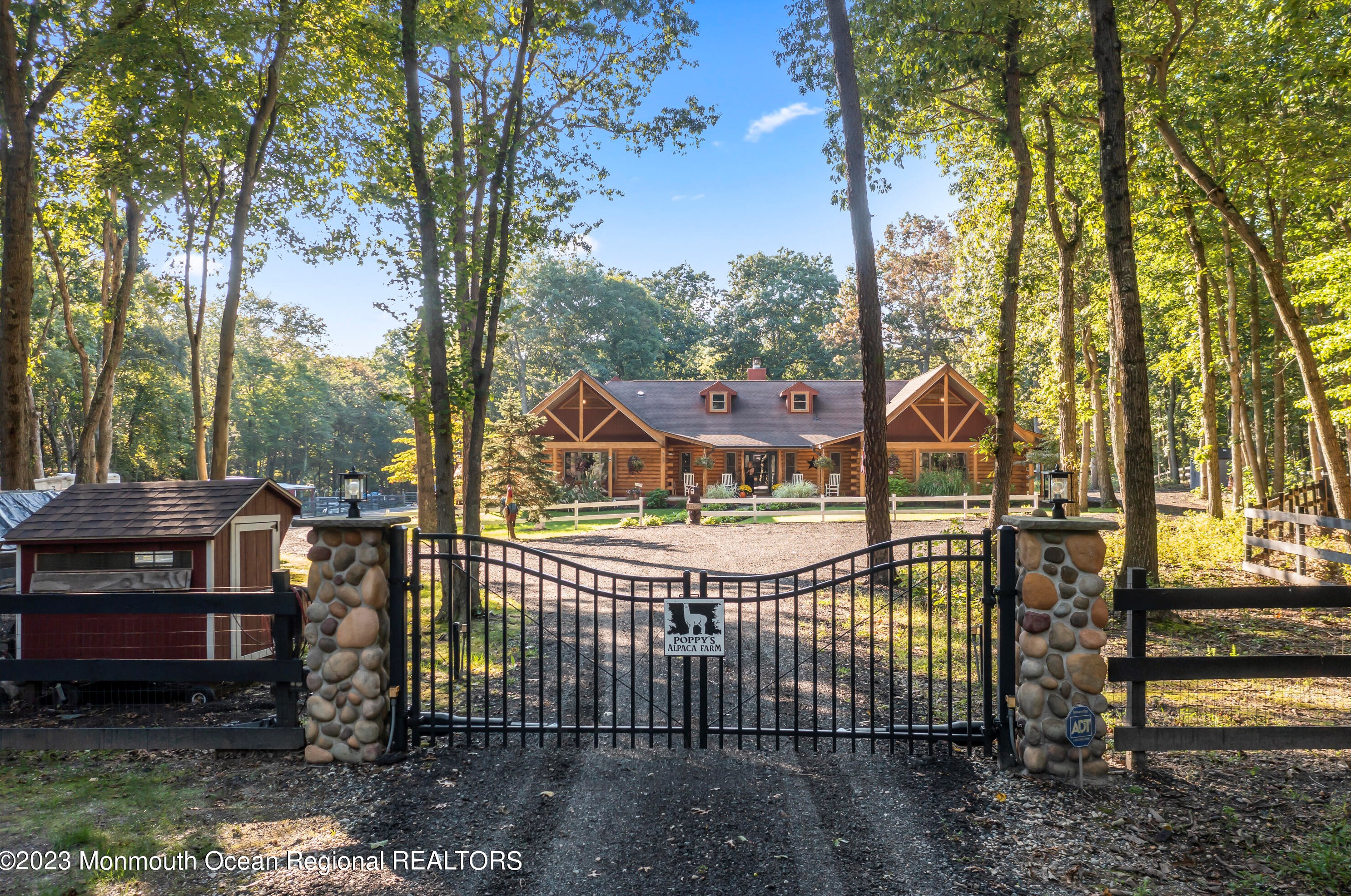 15 Brookside Rd, Millstone Township, NJ 08510-1203