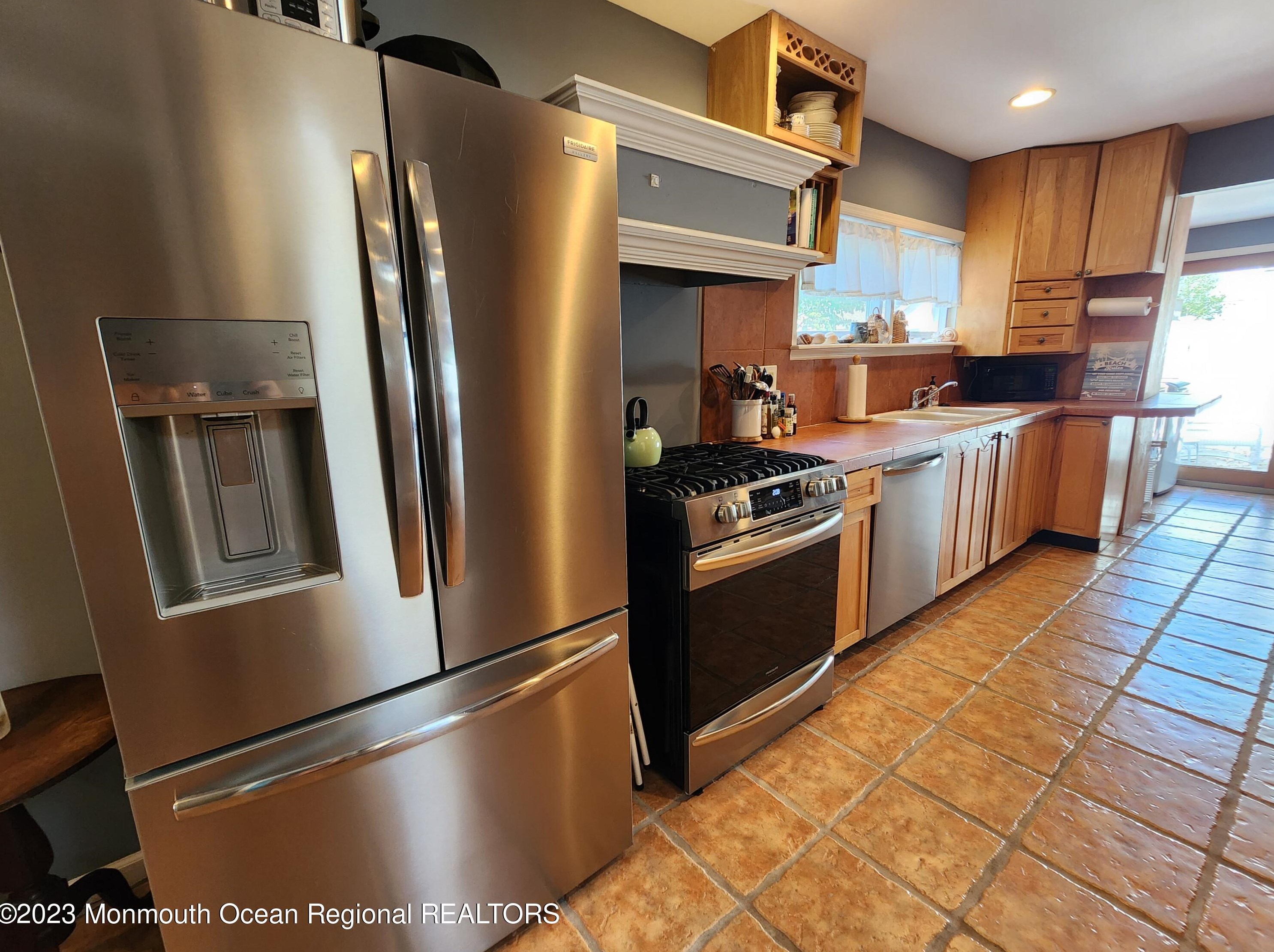 616 Jersey Ave, Wall Township, NJ 07762