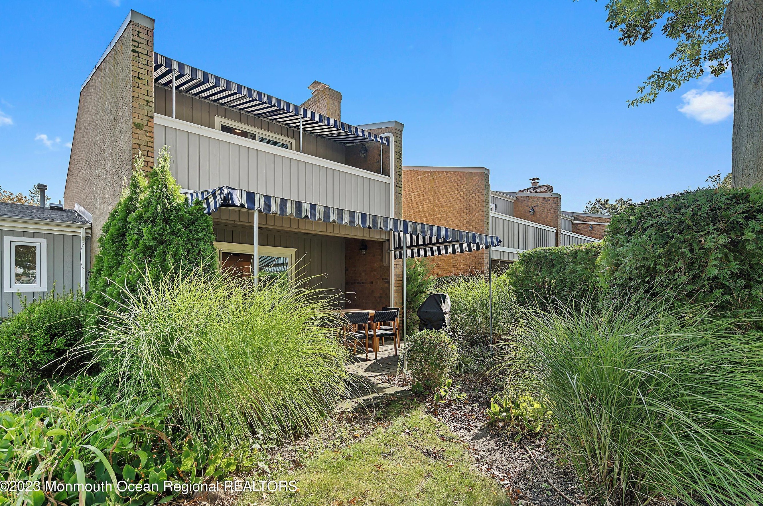 74 Linden Ct, Wall Township NJ  07762-2155 exterior