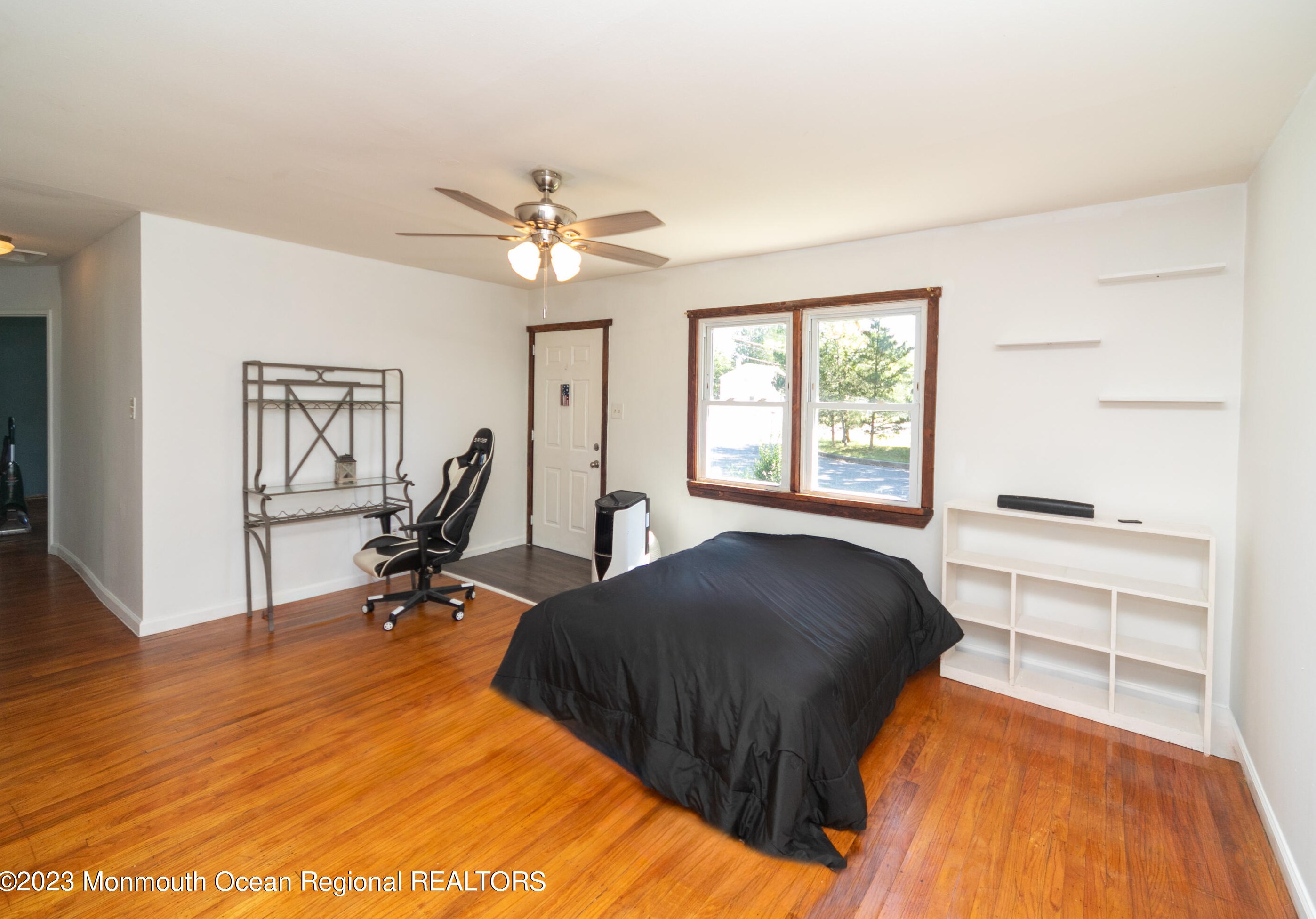 8 Spruce Blvd, Browns Mills, NJ 08015
