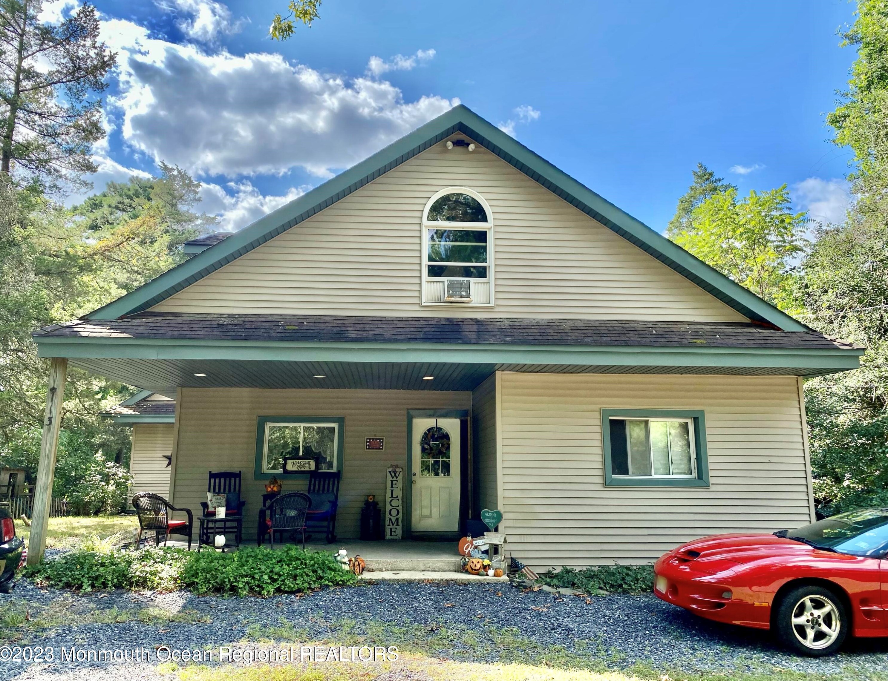113 N Maple Ave, Tuckerton, NJ 08087