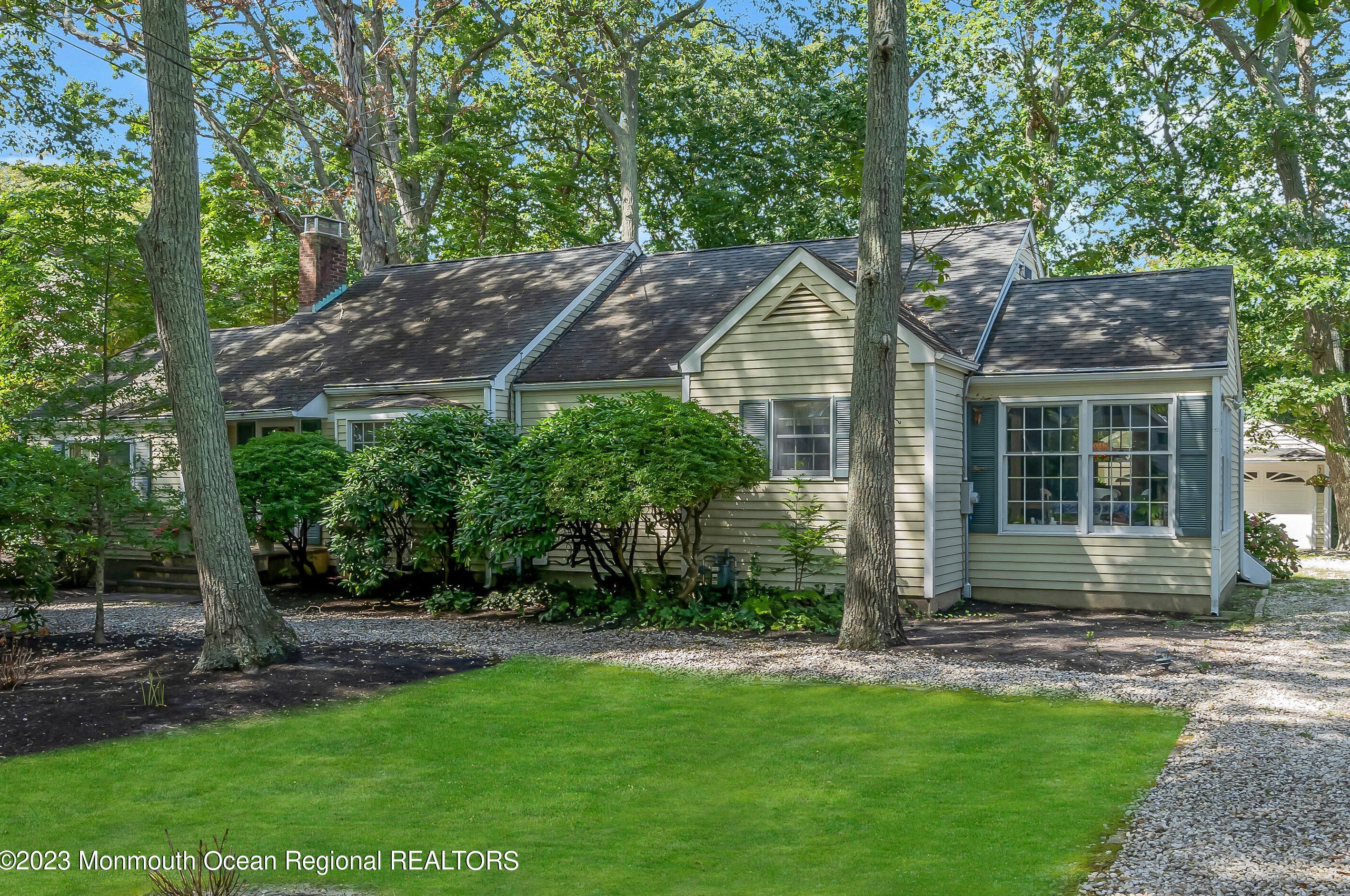 1007 Forrest Rd, Brielle, NJ 08730