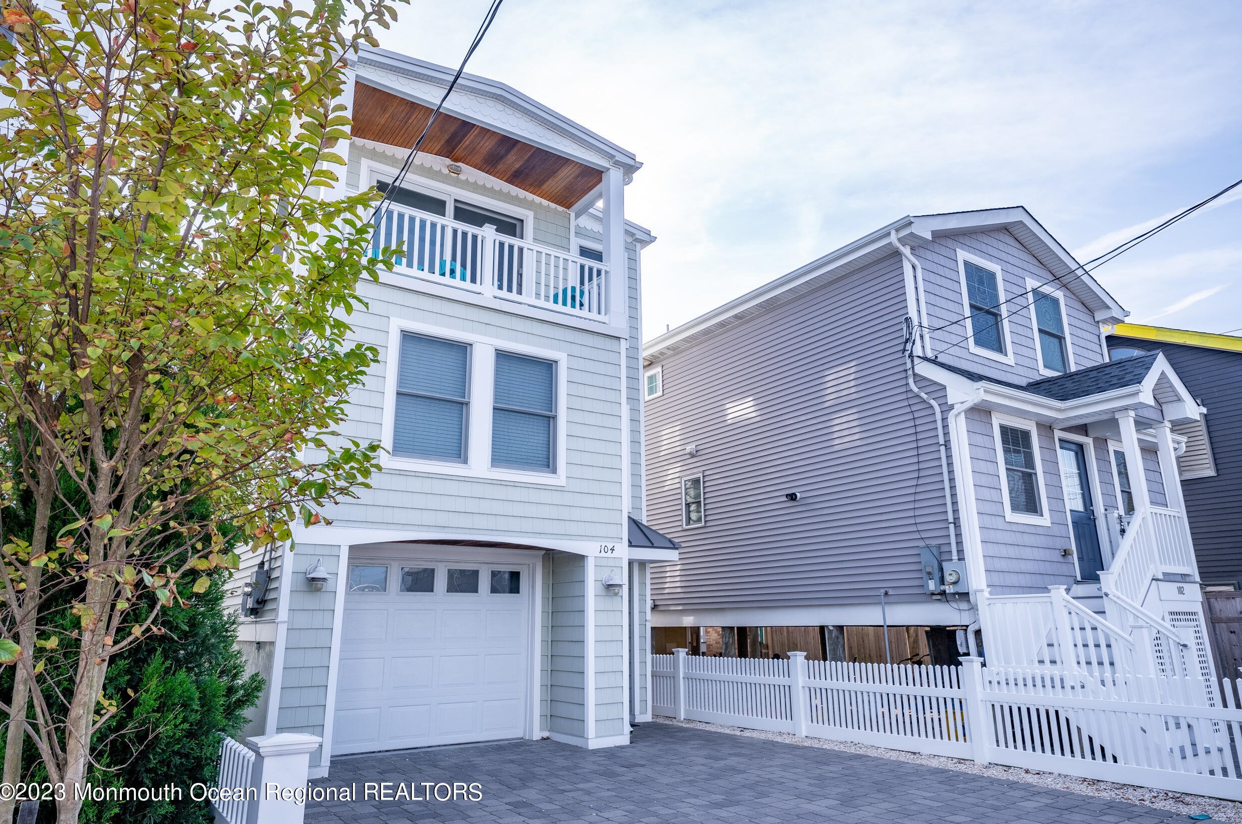 104 E 26th St, Long Beach Township, NJ 08008