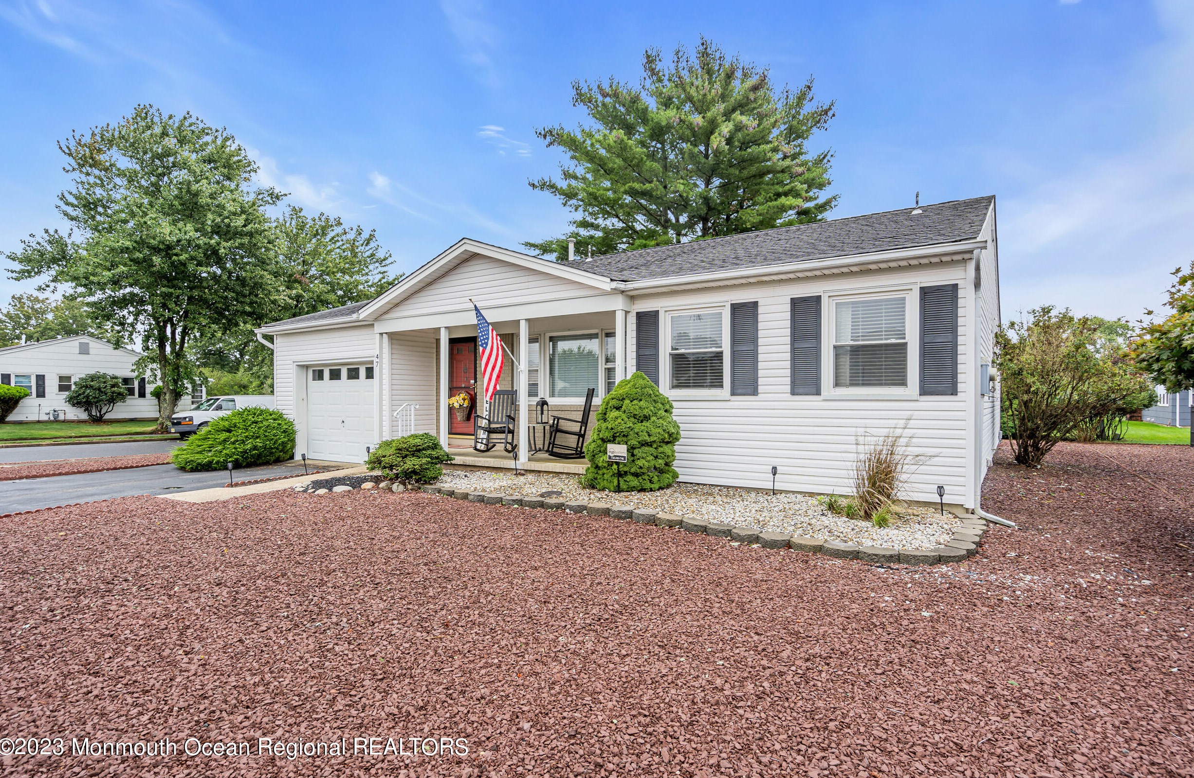 47 Carlisle Rd, Toms River, NJ 08757