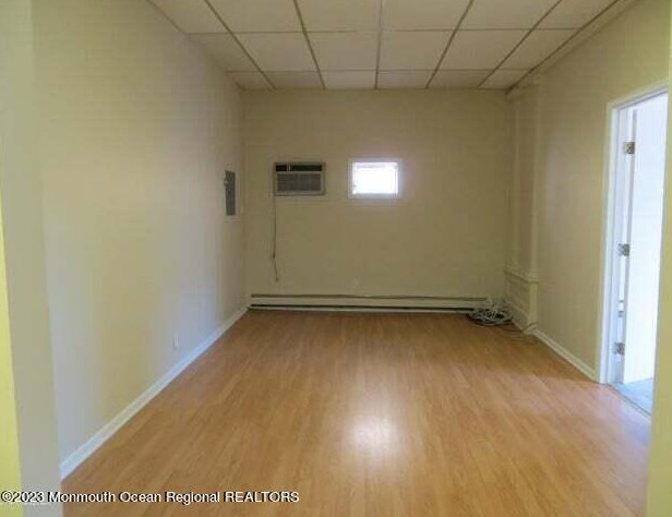 15 Front St, Keyport NJ  07735-1295 exterior