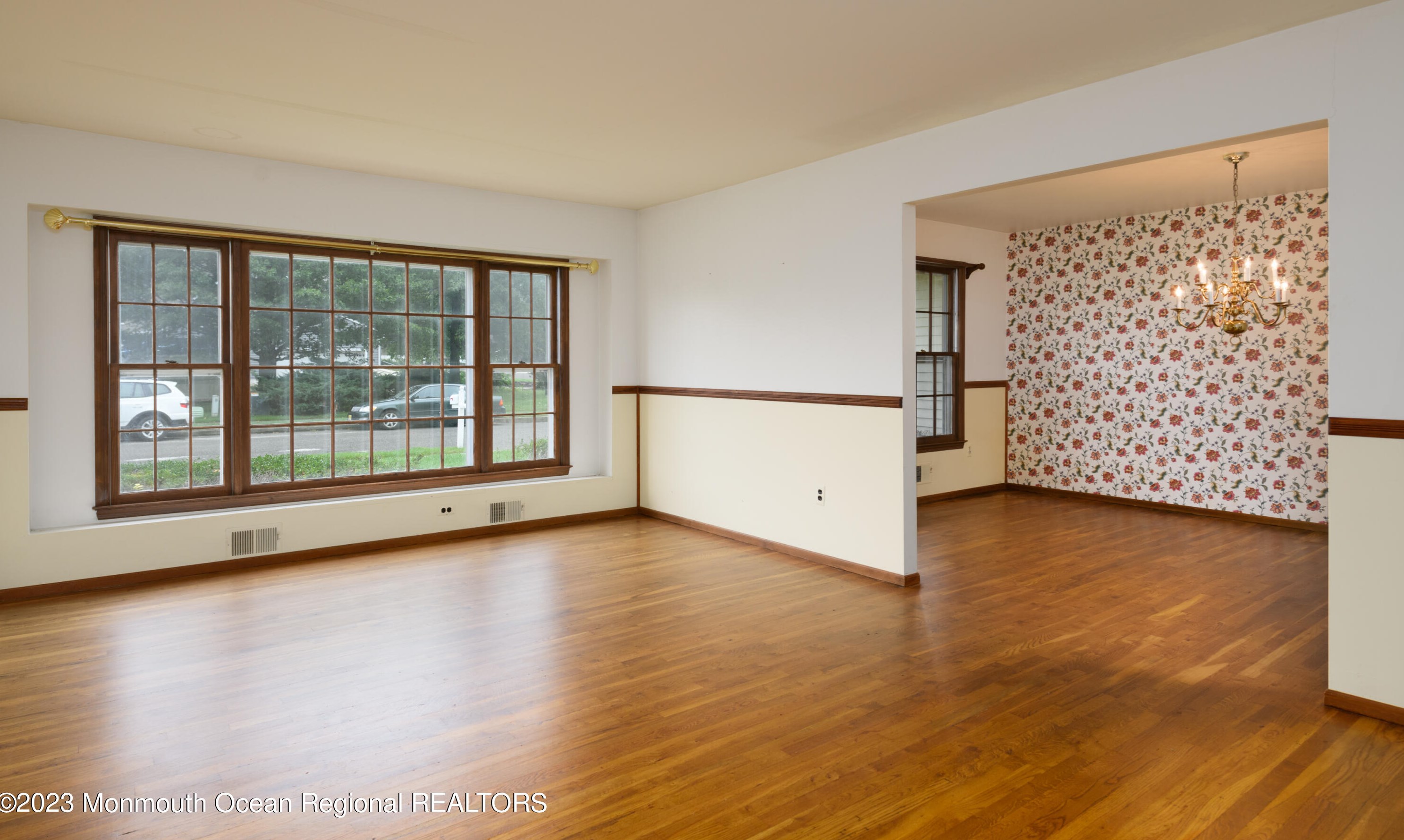 24 Colonial Dr, Oceanport, NJ 07757-1422