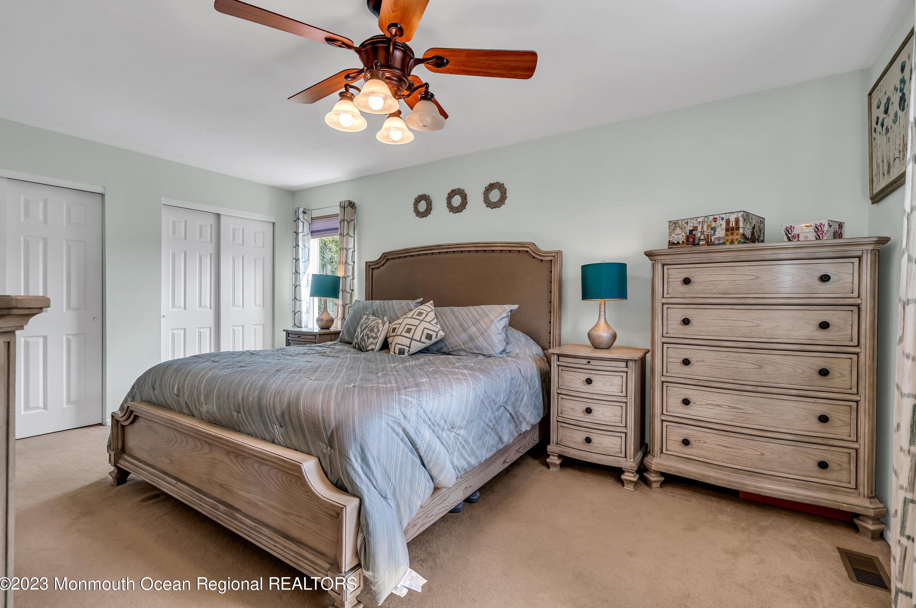 6 Winchester Dr, Wall Township NJ exterior