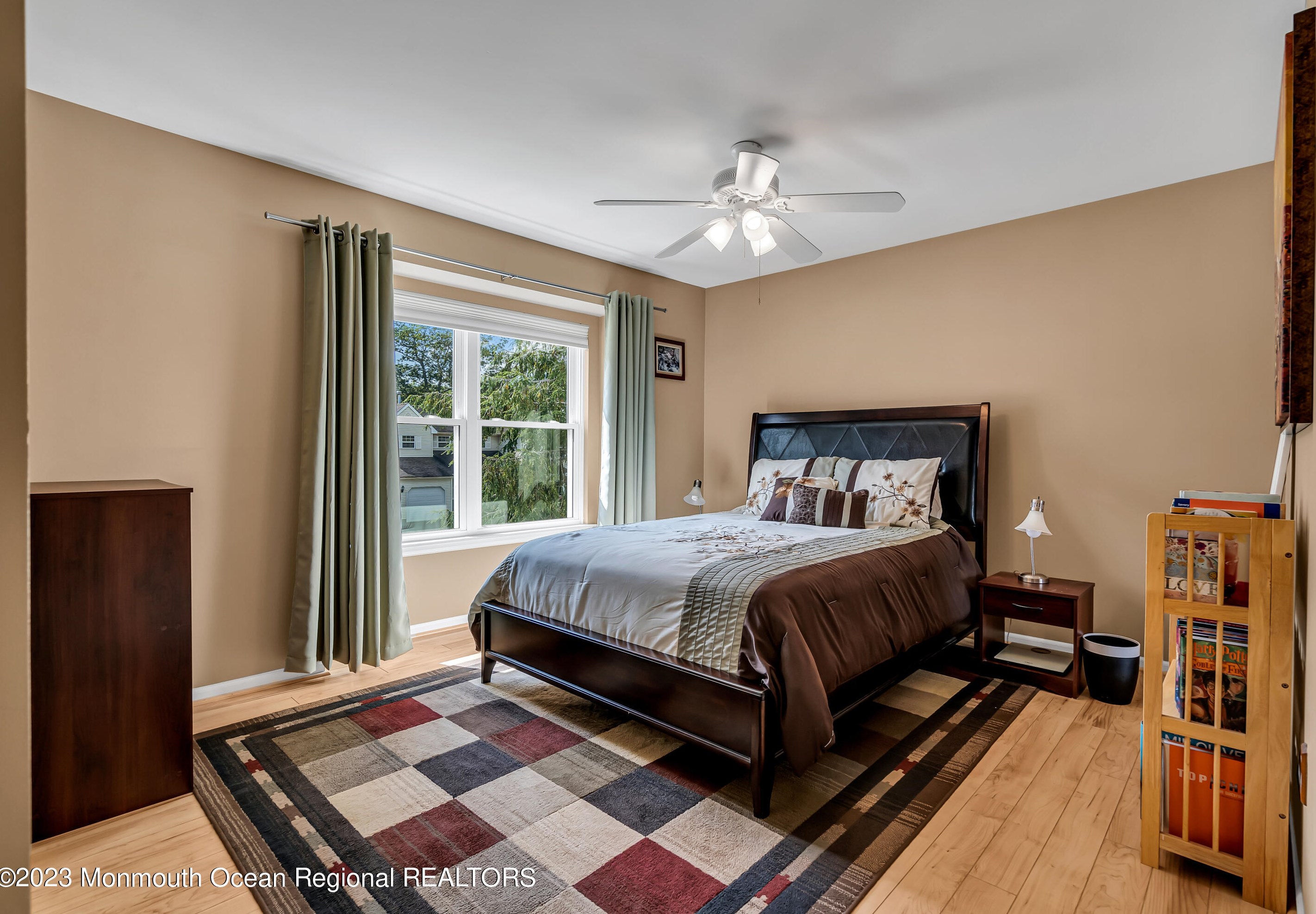 6 Winchester Dr, Wall Township NJ exterior