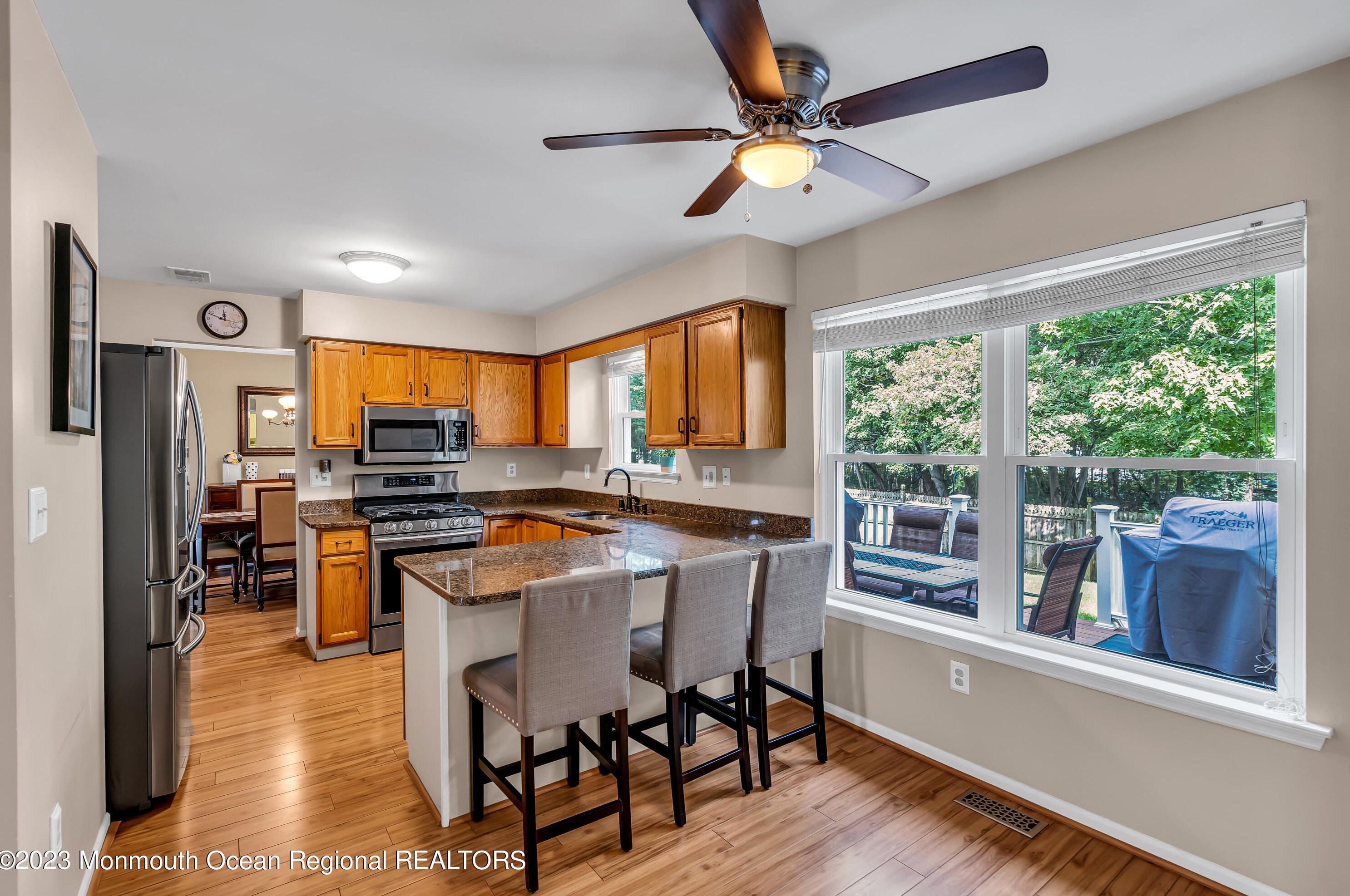 6 Winchester Dr, Wall Township NJ exterior