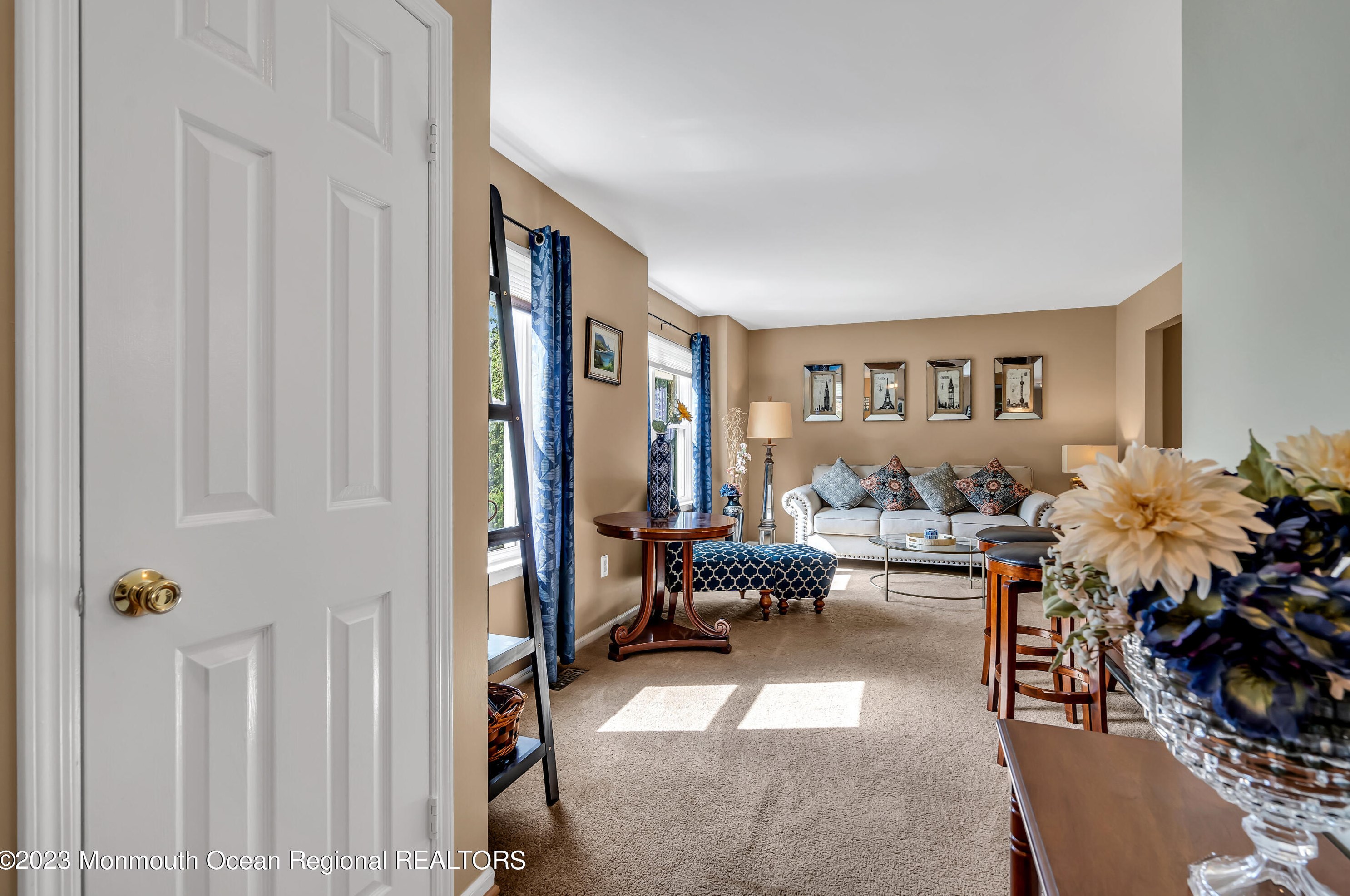 6 Winchester Dr, Wall Township NJ exterior