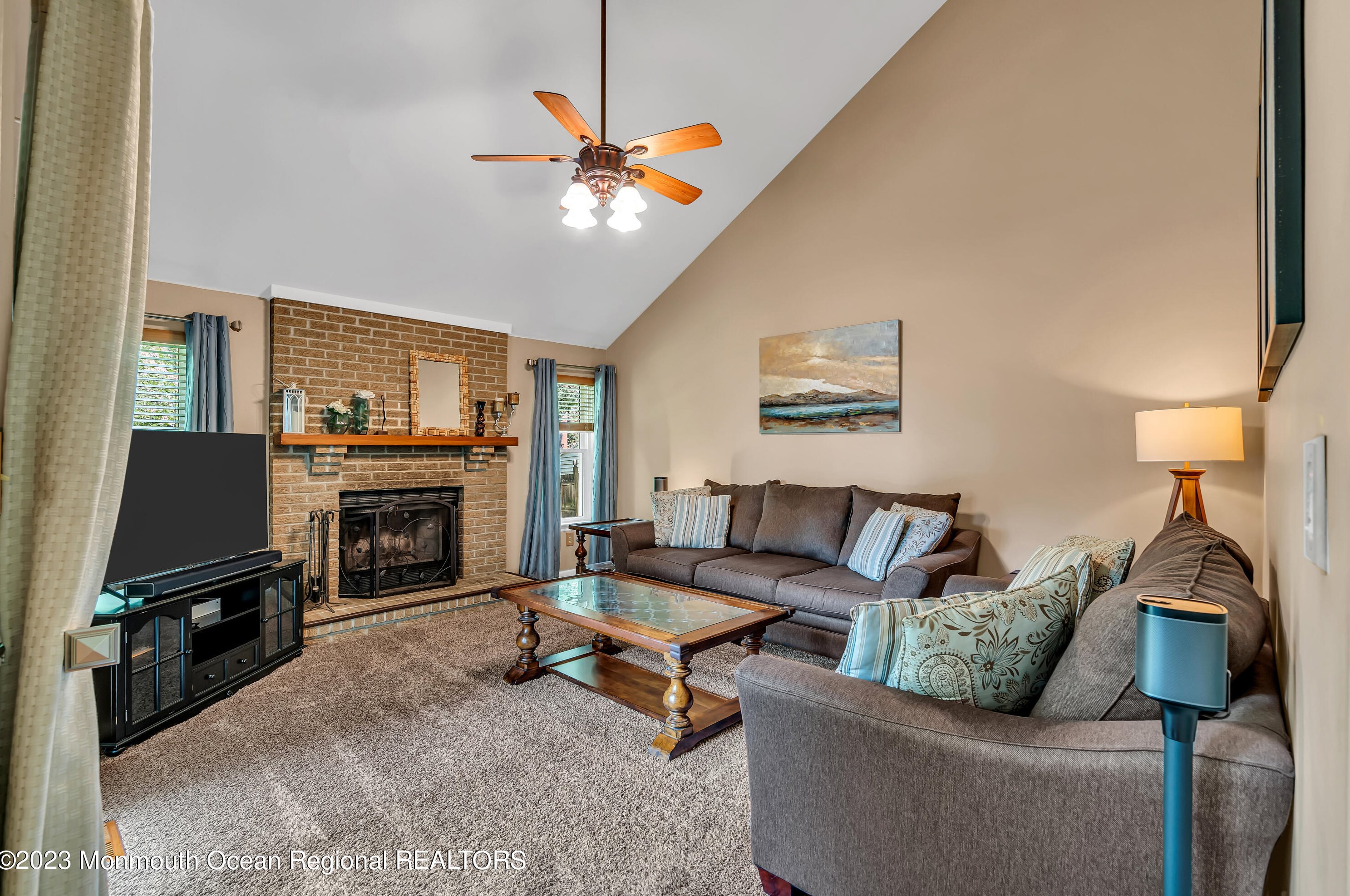 6 Winchester Dr, Wall Township NJ exterior