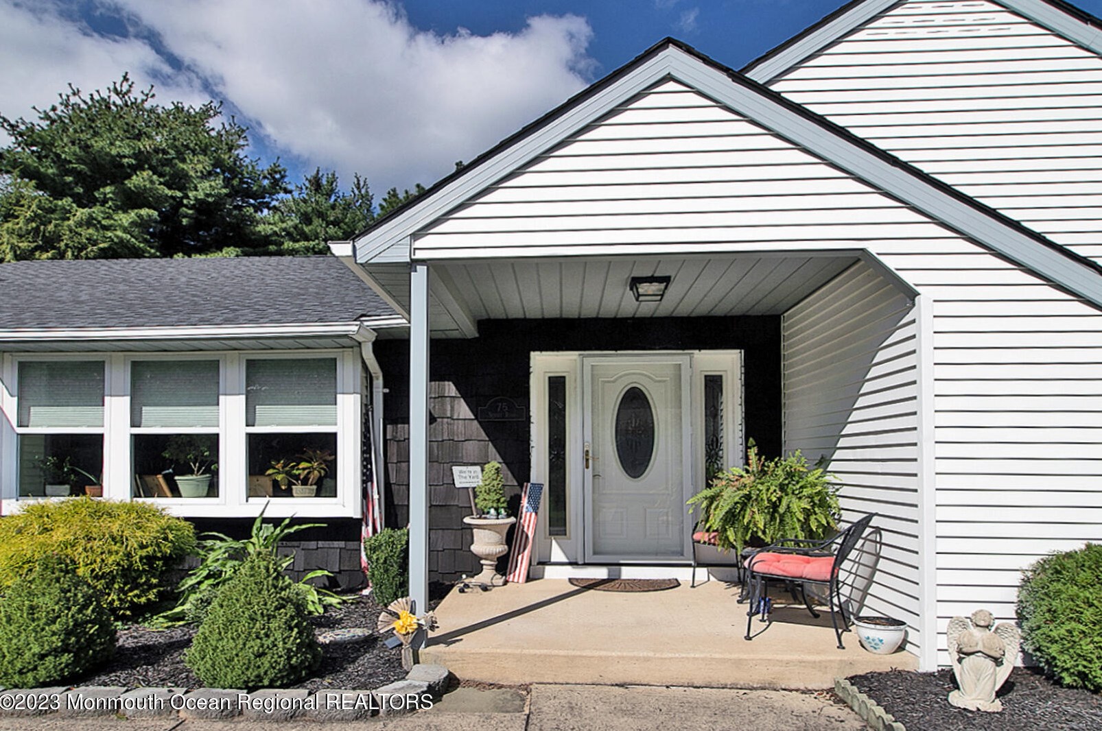 75 Sunset Rd #61, Lakehurst, NJ 08759