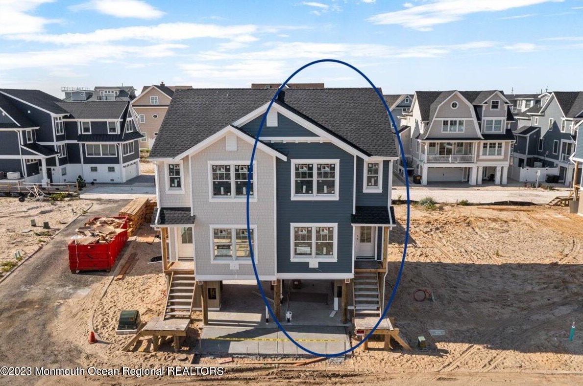 28 Shell Rd #44, Mantoloking, NJ 08738