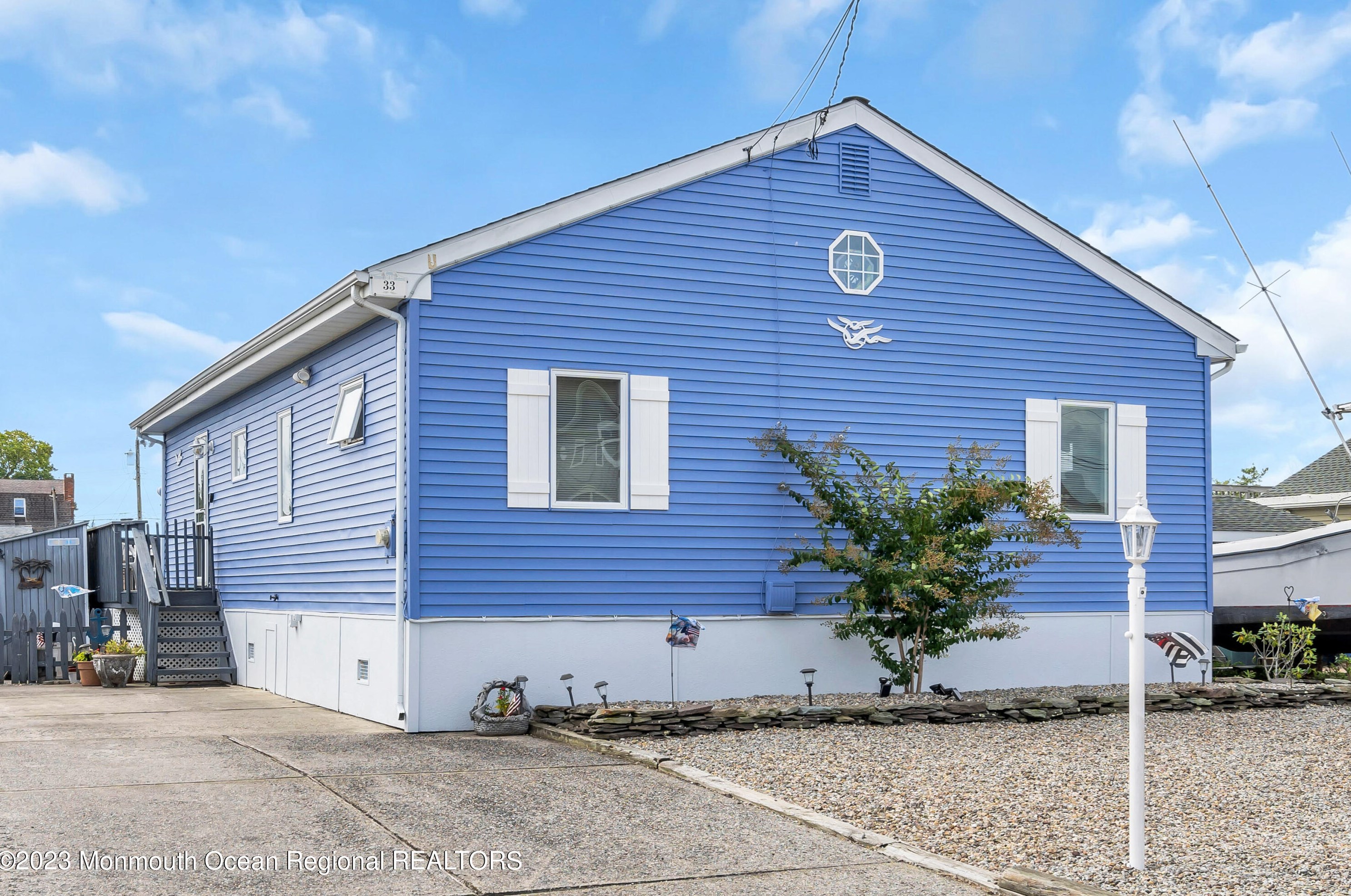 33 Mullica Rd, Tuckerton, NJ 08087-1123