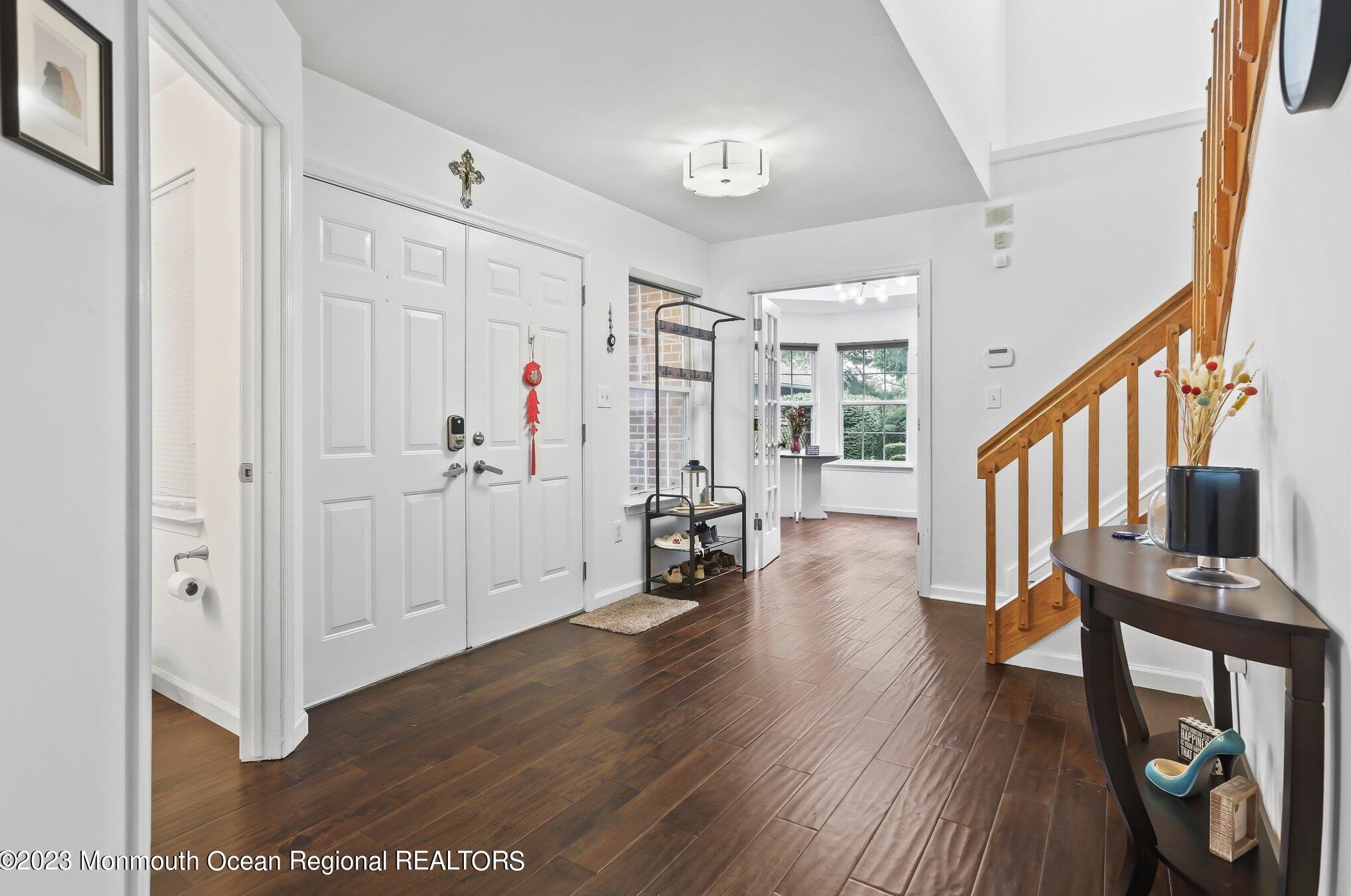 1 Fairway Blvd, Monroe Twp NJ  08831-2709 exterior