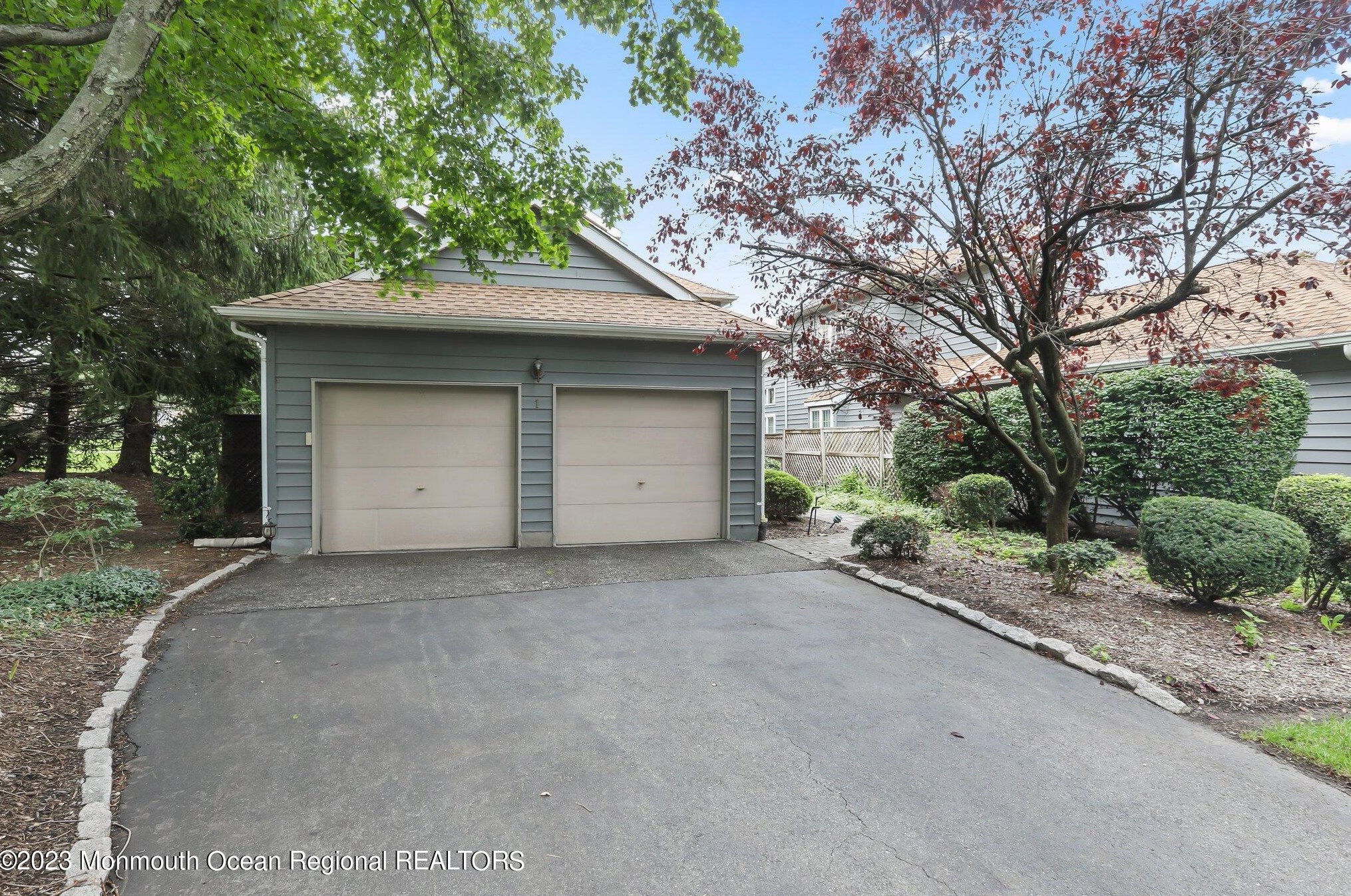 1 Fairway Blvd, Monroe Twp NJ  08831-2709 exterior