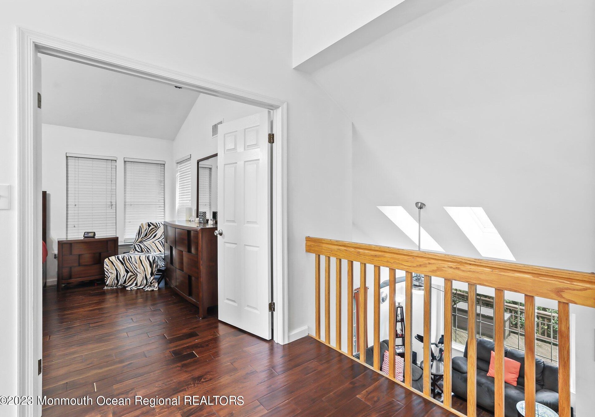 1 Fairway Blvd, Monroe Twp NJ  08831-2709 exterior