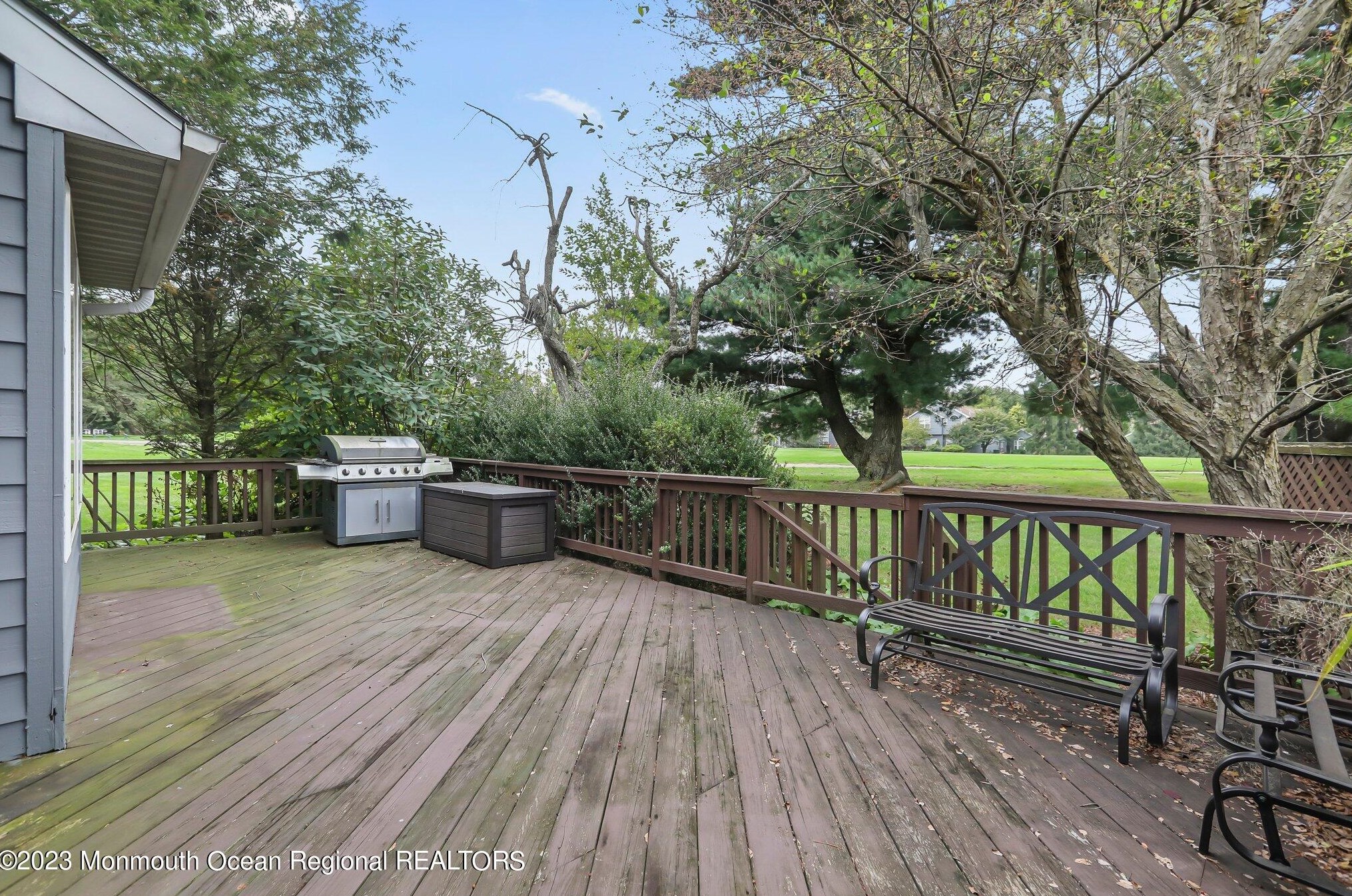 1 Fairway Blvd, Monroe Twp NJ  08831-2709 exterior