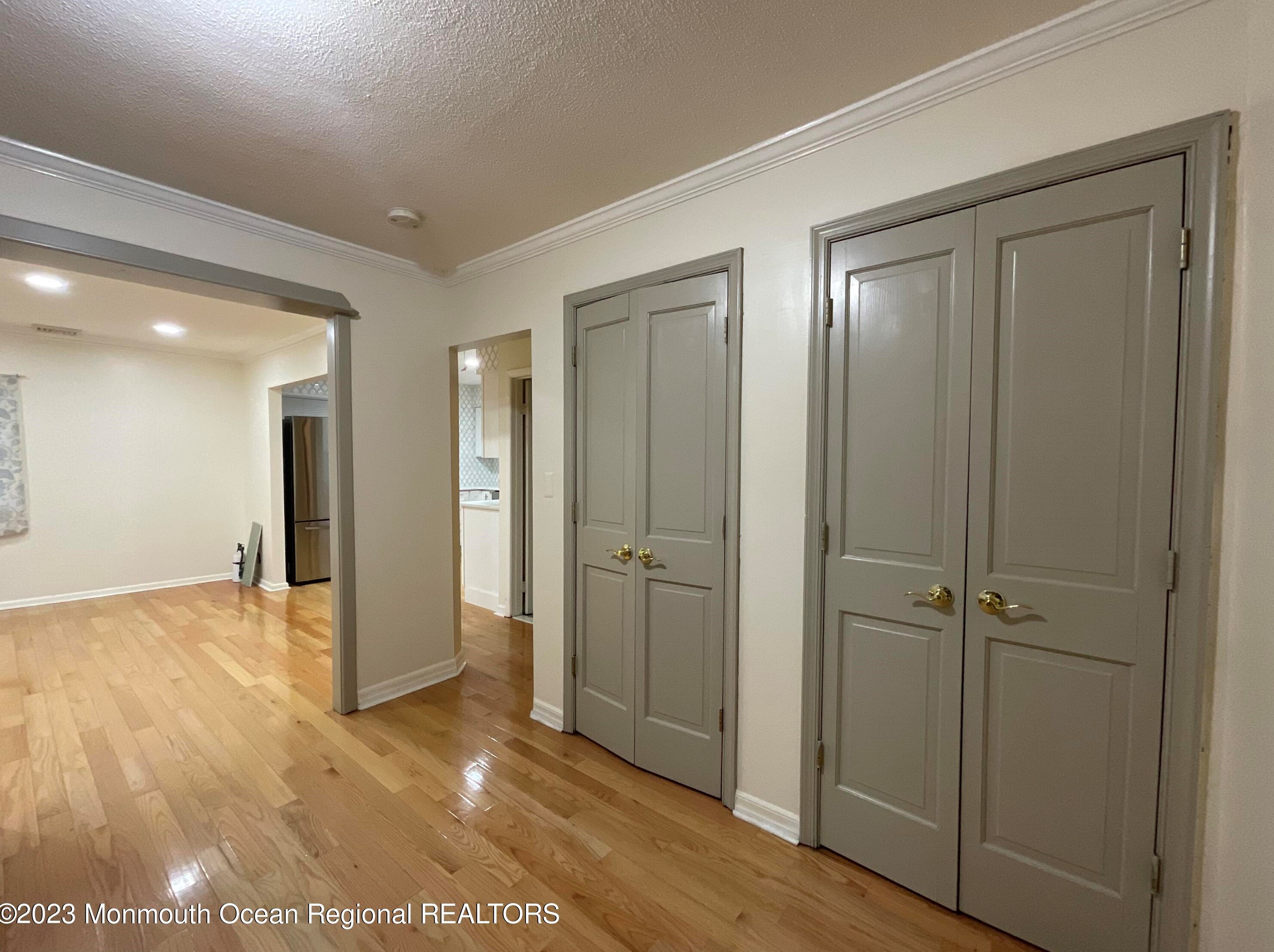 66 E 4th St, Wall Township, NJ 07731