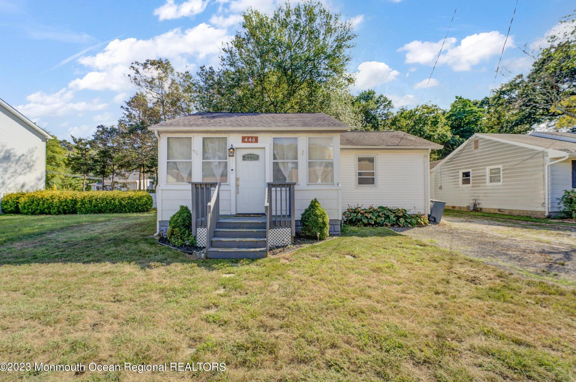 446 E Arverne Ave, Ocean Gate, NJ 08740