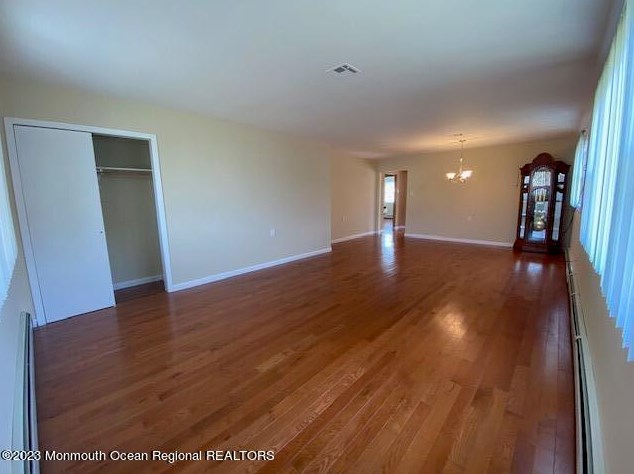 915 Jamaica Blvd, Toms River, NJ 08757