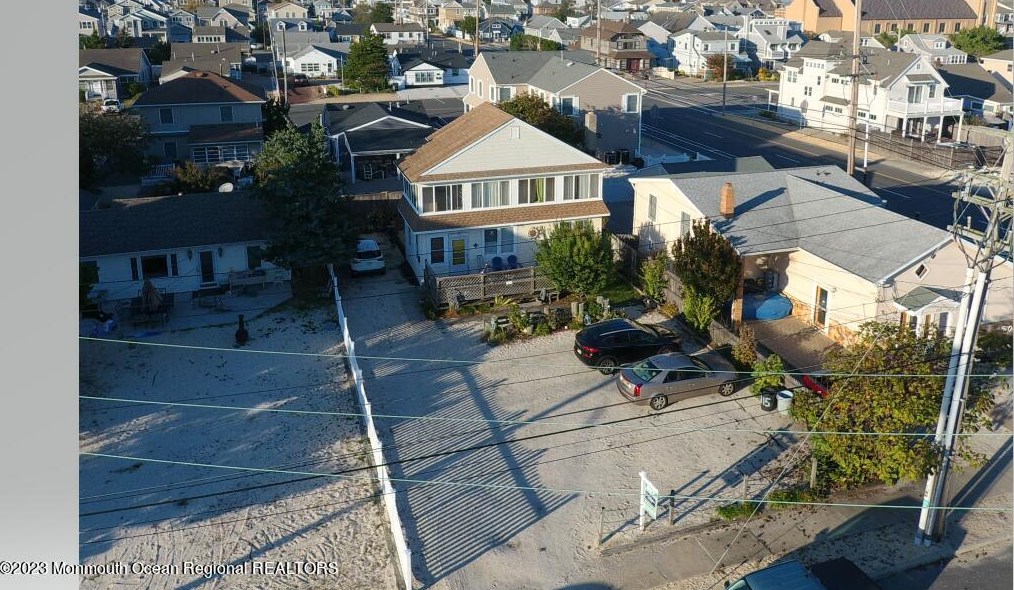 115 Washington Ave, Lavallette, NJ 08735