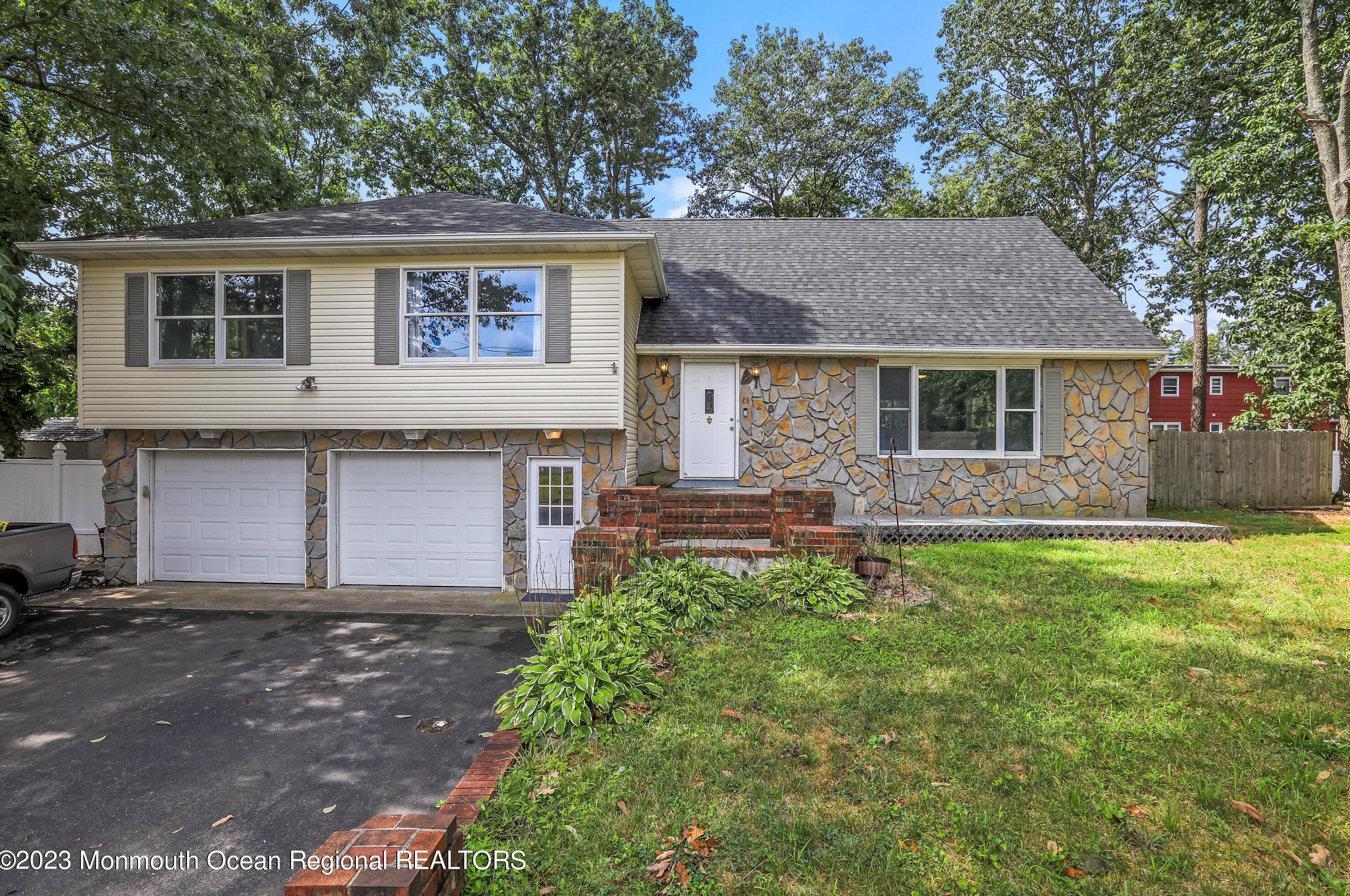 825 Elwood St, Lacey, NJ 08731