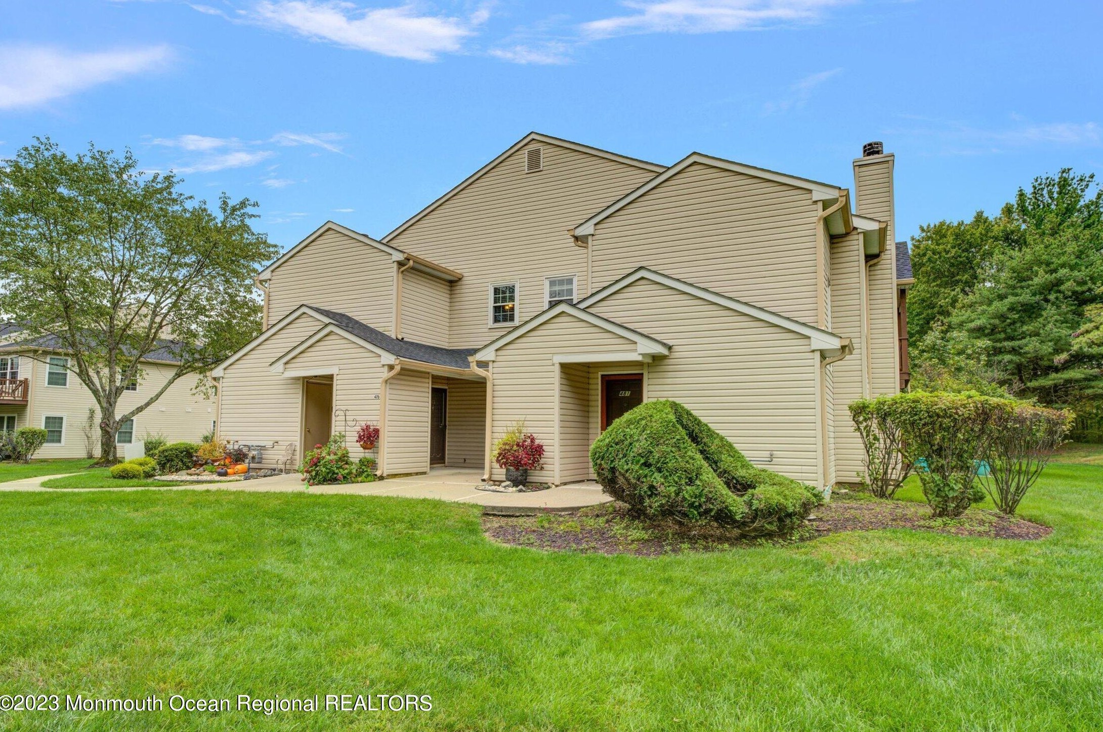 481 Hawthorne Pl, Morganville, NJ 07751