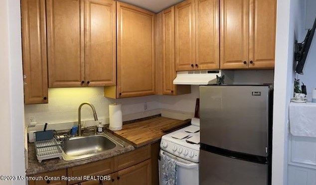 400 Deal Lake Dr #5a, Tinton Falls, NJ