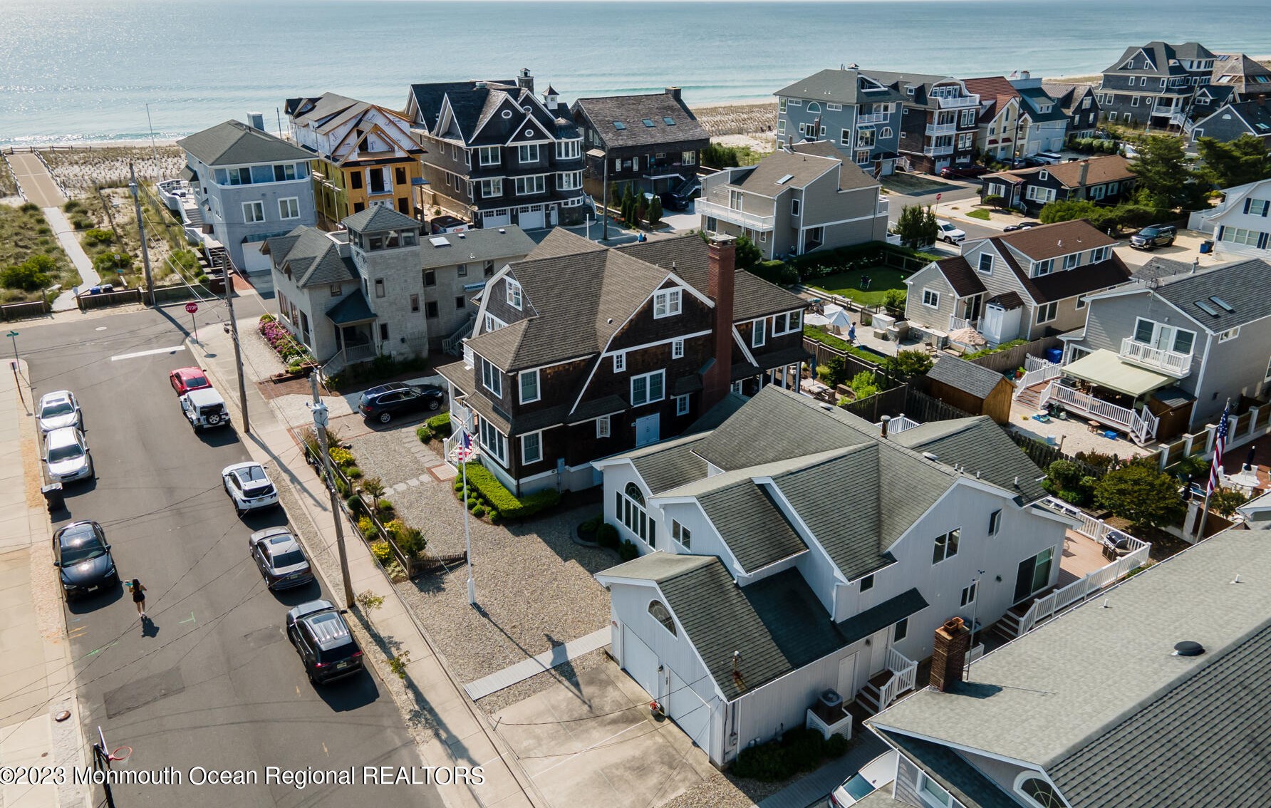 35 3rd Ave, Normandy Beach, NJ 08739