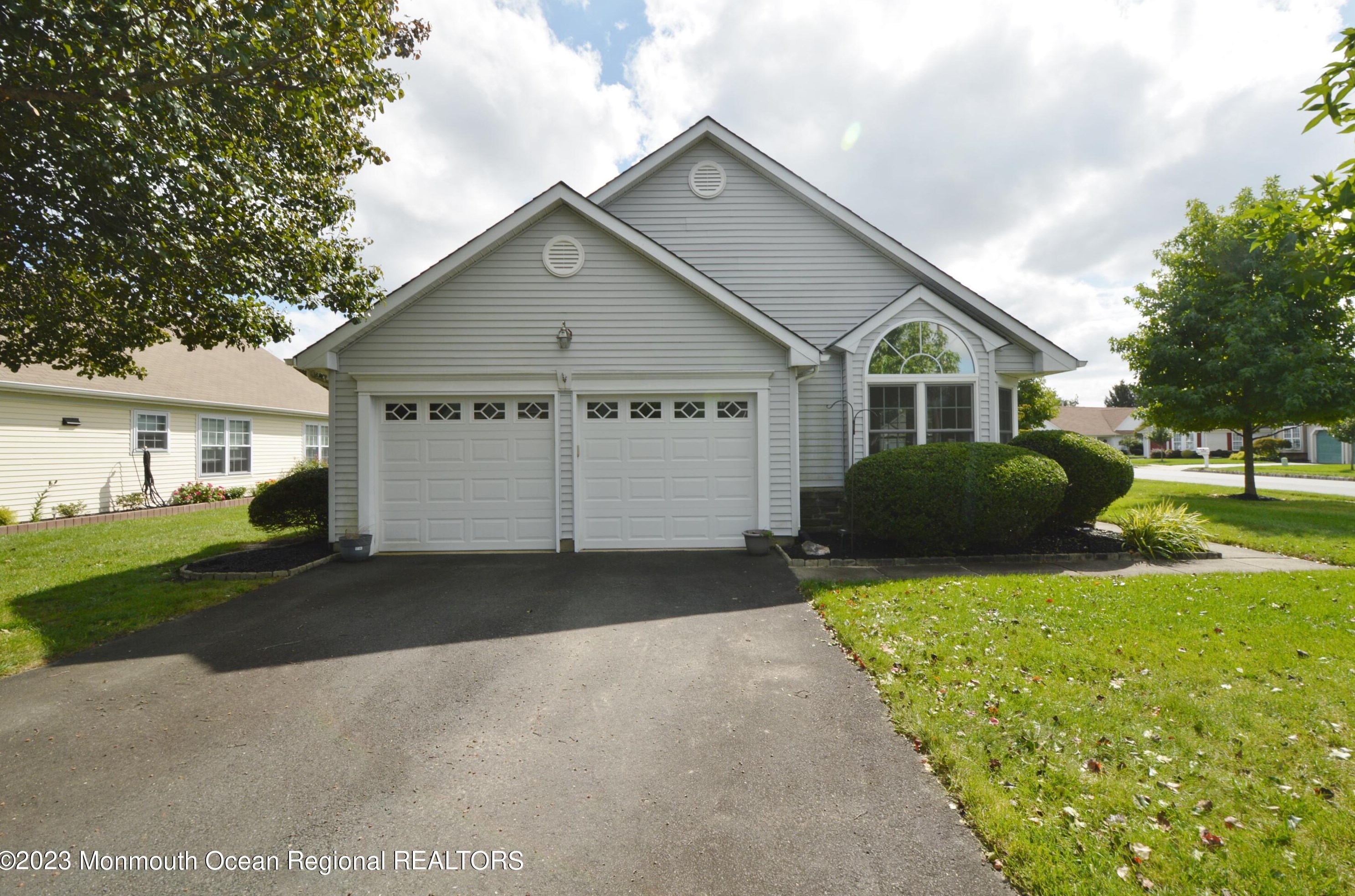 2365 Braddock Rd, Toms River, NJ 08755-2503
