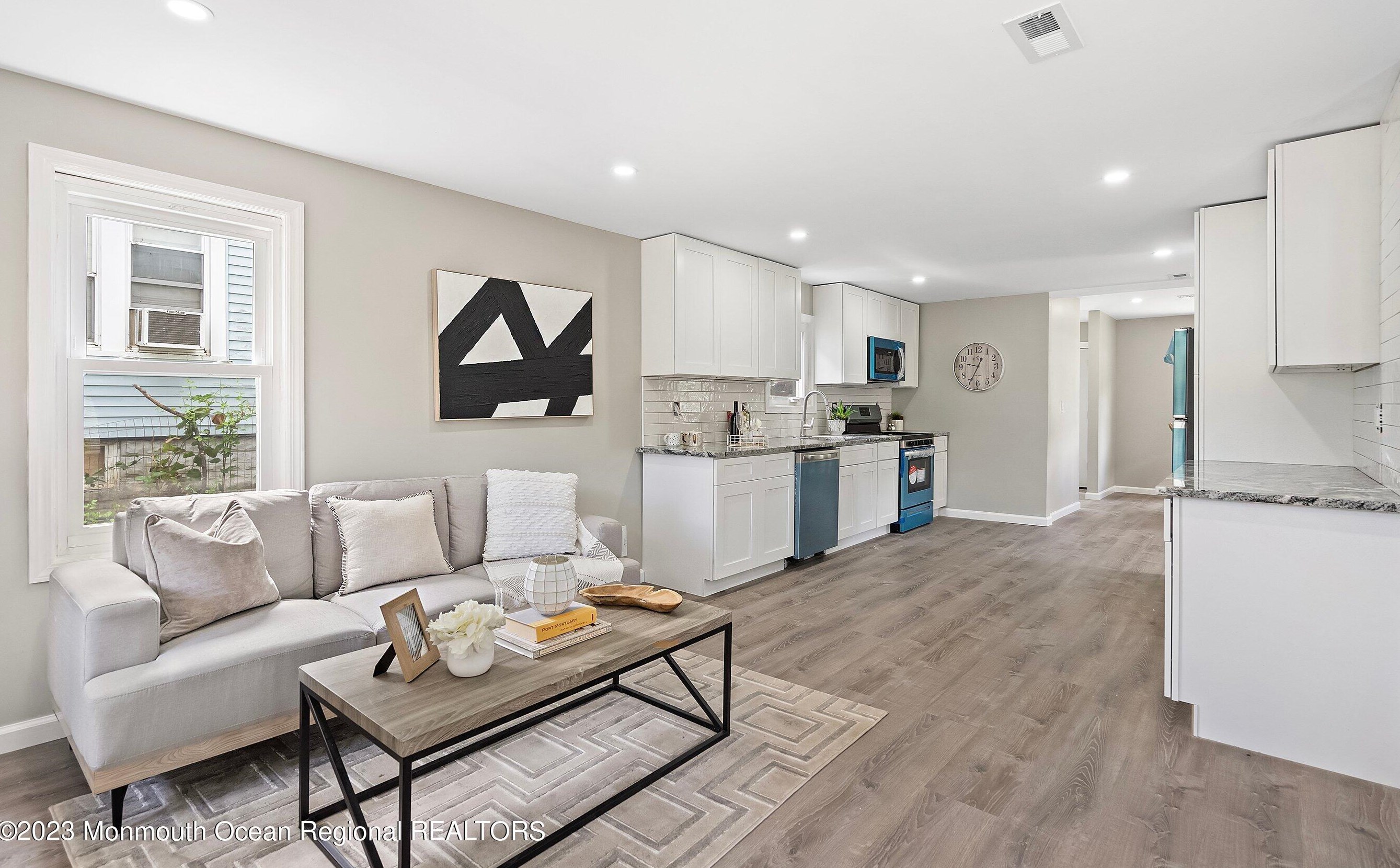 73 Main St, Millstone Township, NJ 07726
