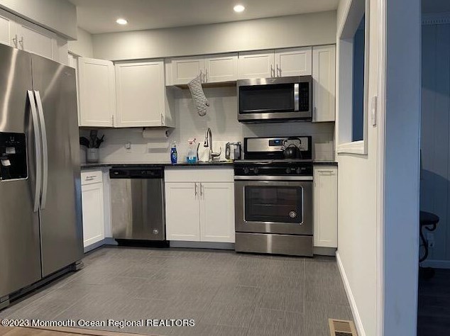 301 Willow Dr, Wall Township, NJ 07753