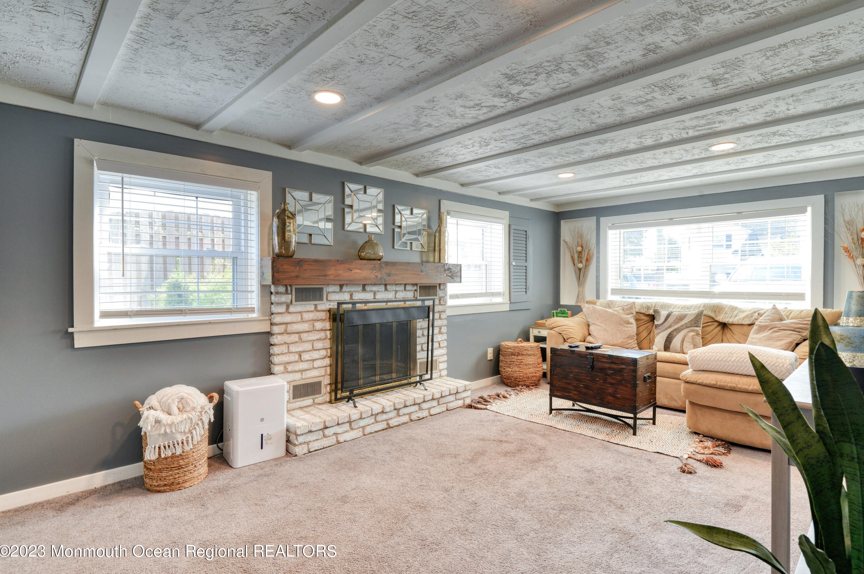 42 Ridge Pl, Wall Township NJ  07753-6612 exterior