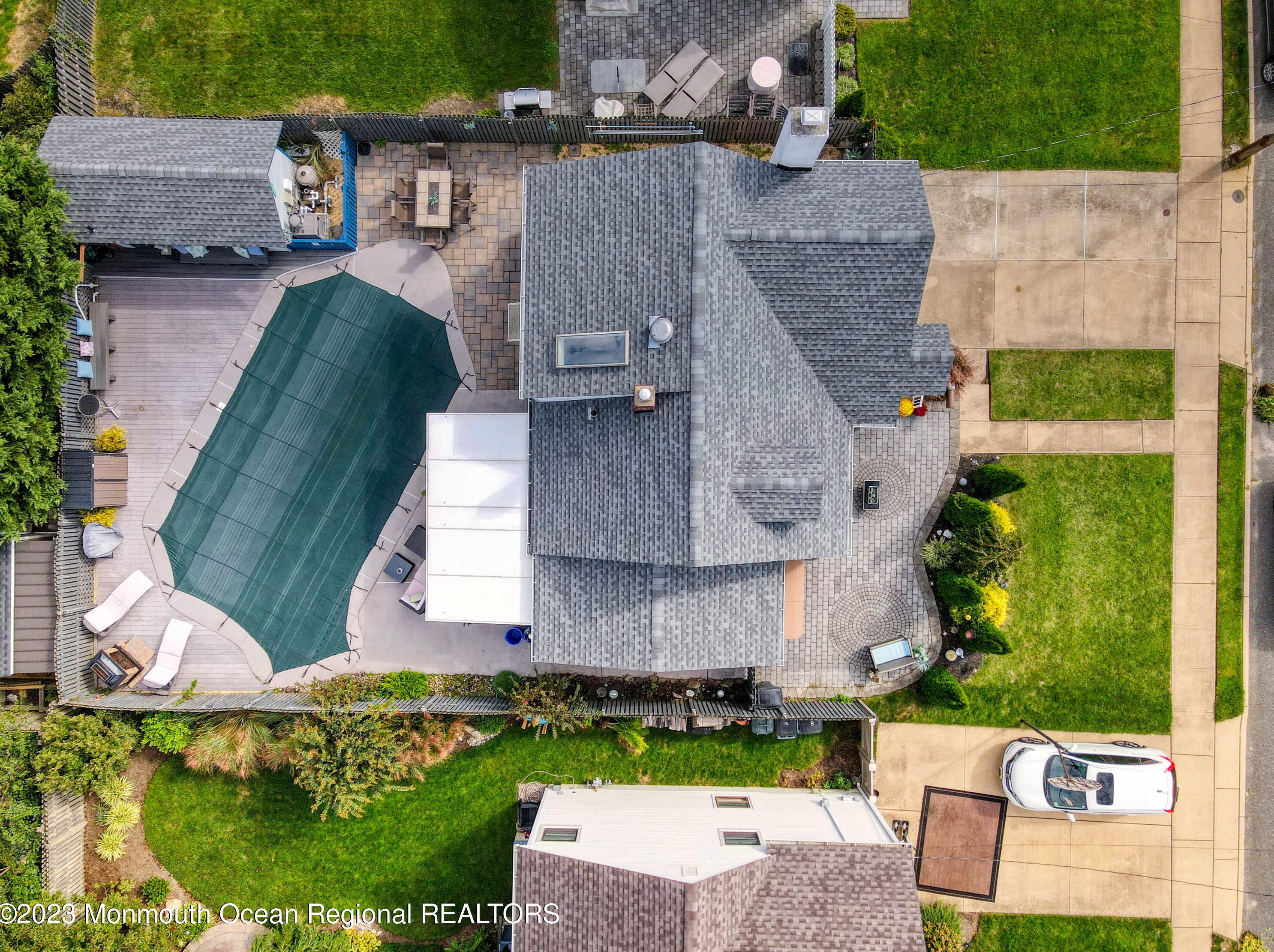 42 Ridge Pl, Wall Township NJ  07753-6612 exterior