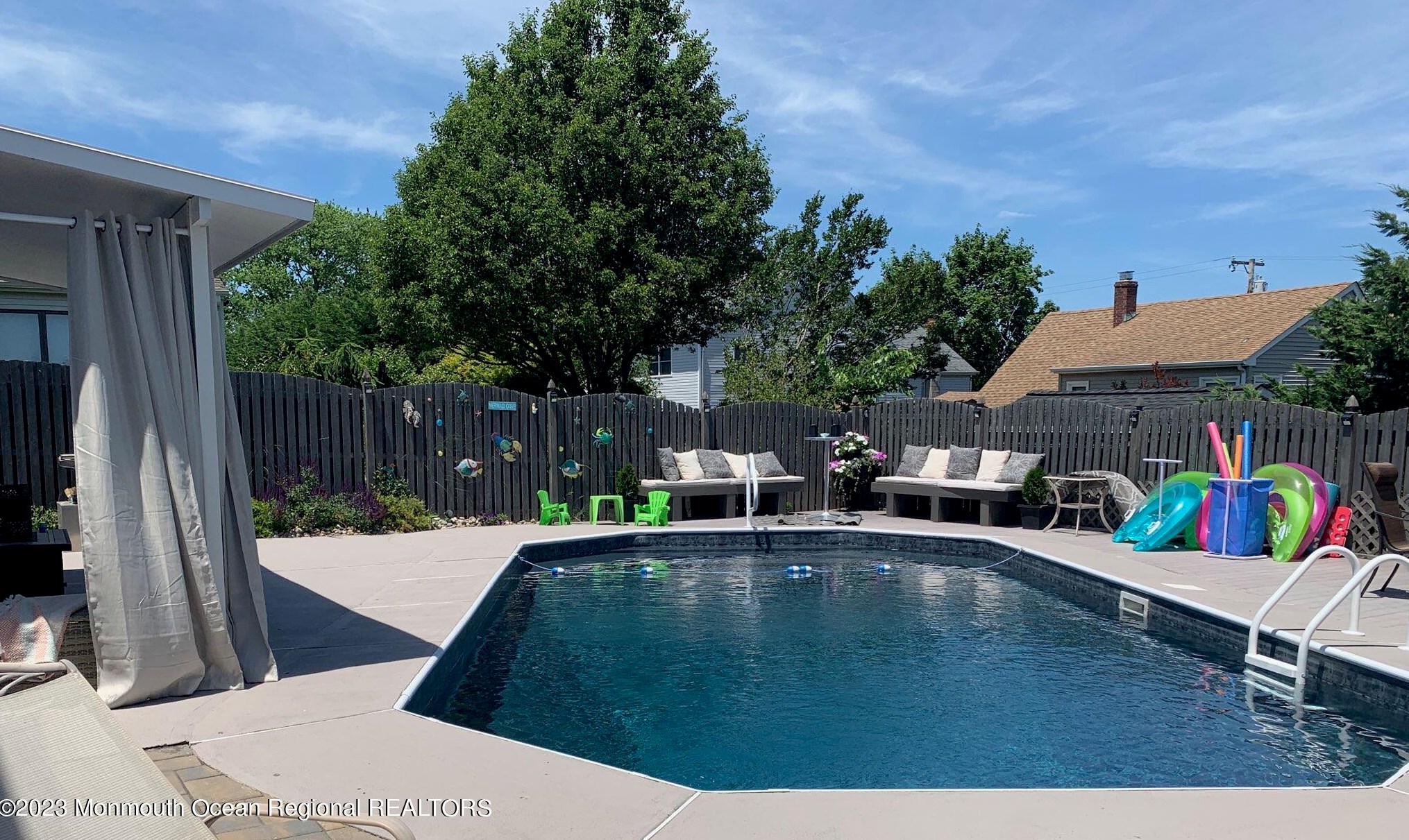 42 Ridge Pl, Wall Township NJ  07753-6612 exterior