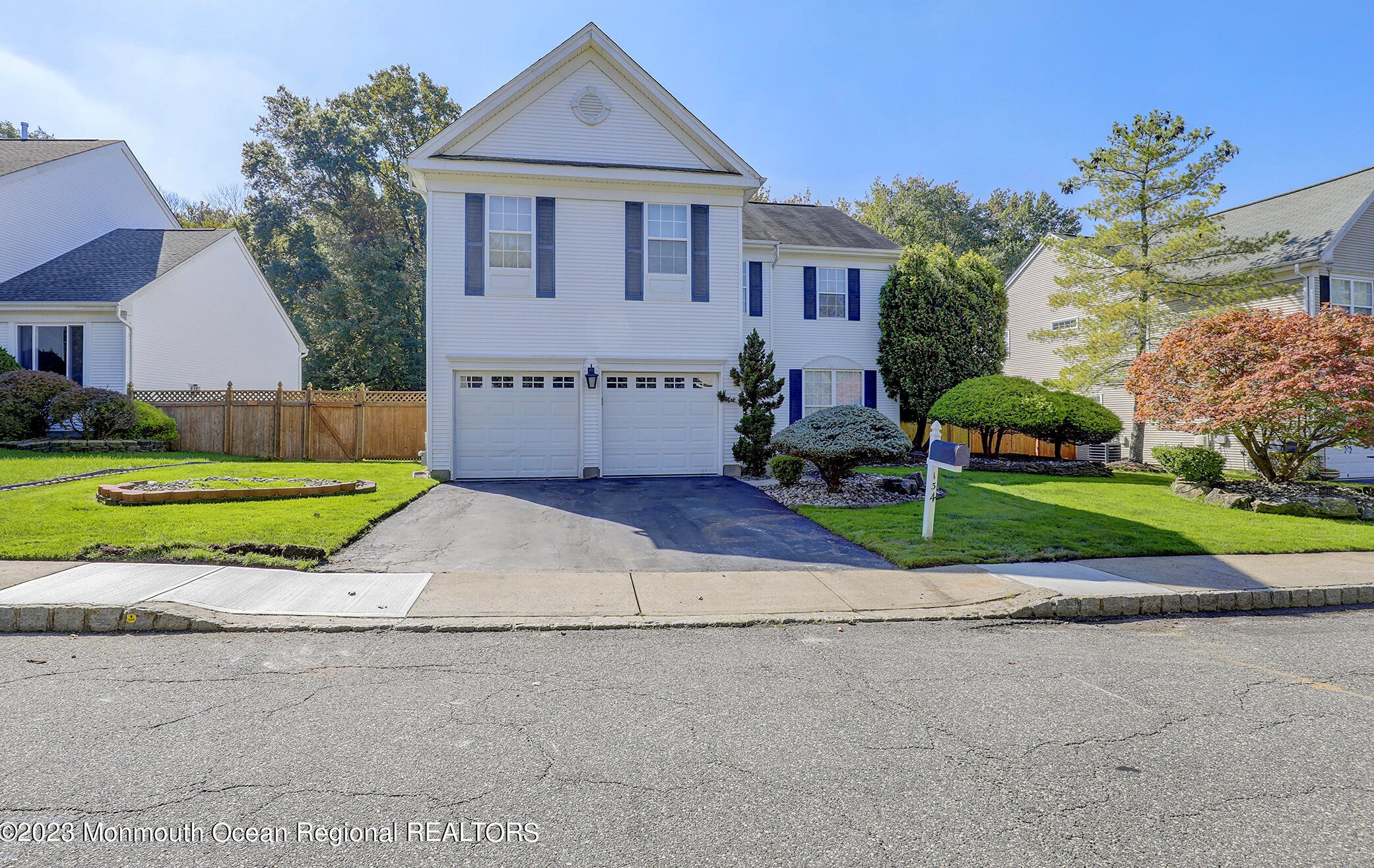 134 Woodcliff Blvd, Morganville, NJ 07751