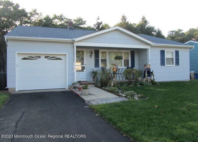 79 Sheepshead Dr, Toms River NJ  08757-5821 exterior