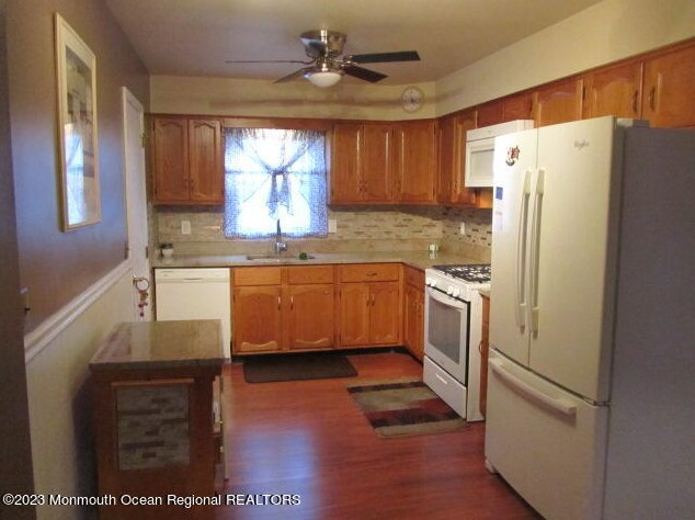 79 Sheepshead Dr, Toms River NJ  08757-5821 exterior