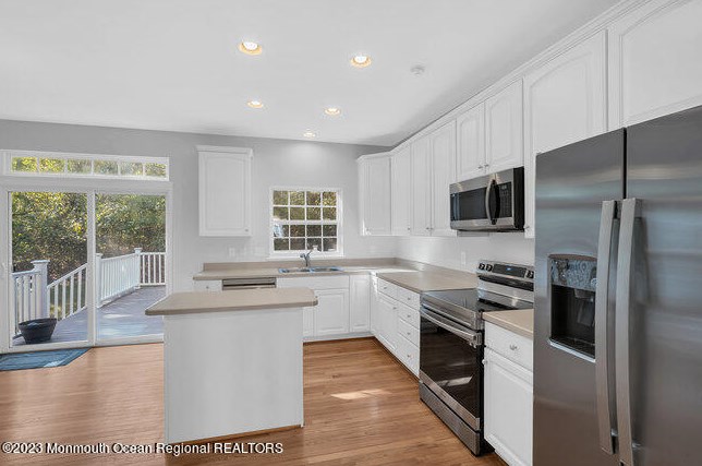 21 Foxmoor Ln, Berkeley Township, NJ 08721