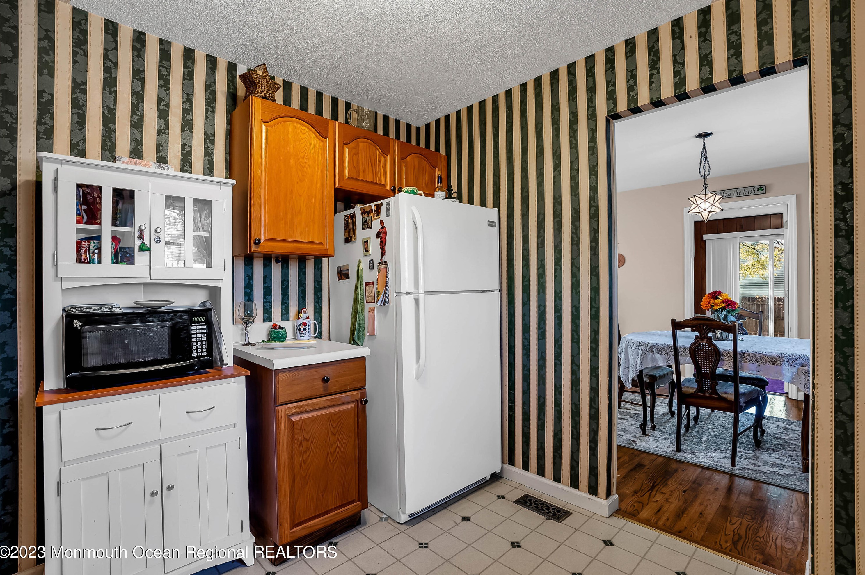 1141 6th Ave, Toms River NJ  08757-2612 exterior