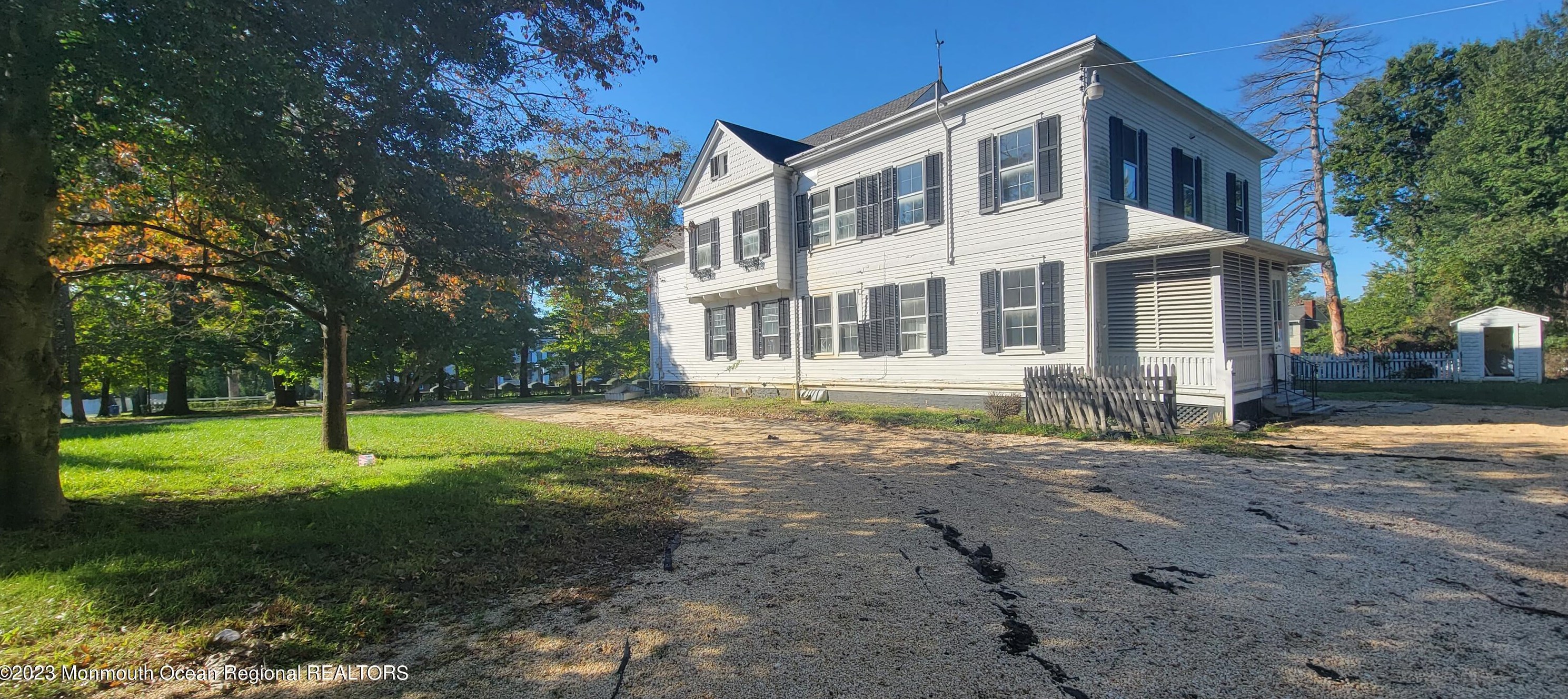 486 Sycamore Ave, Tinton Falls, NJ 07702