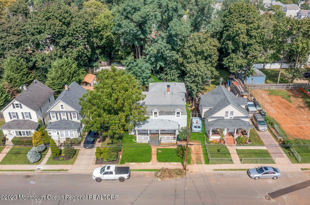 18 W Westside Ave, Tinton Falls, NJ 07701