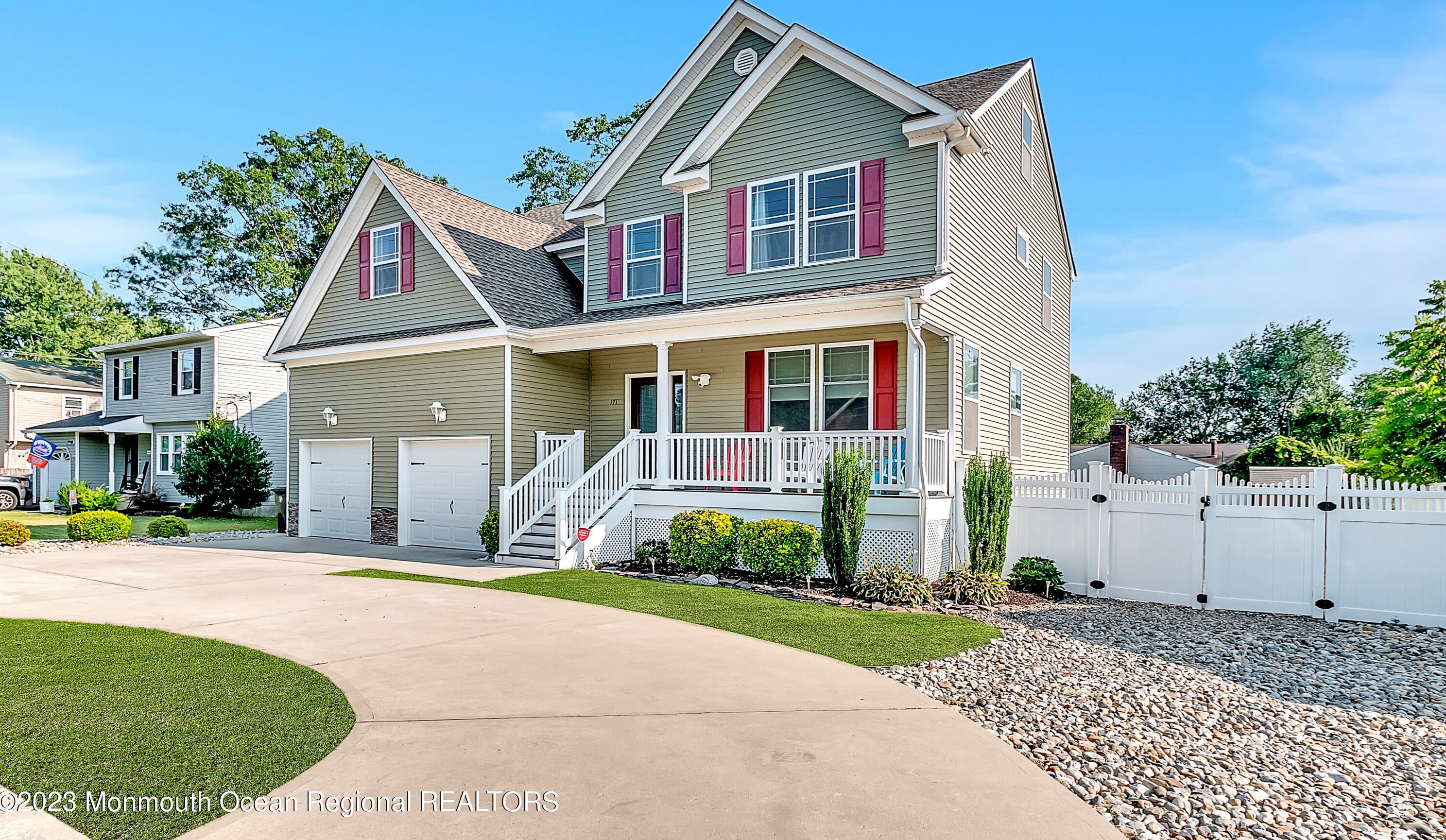 171 Silver Bay Rd, Toms River, NJ 08753-2551