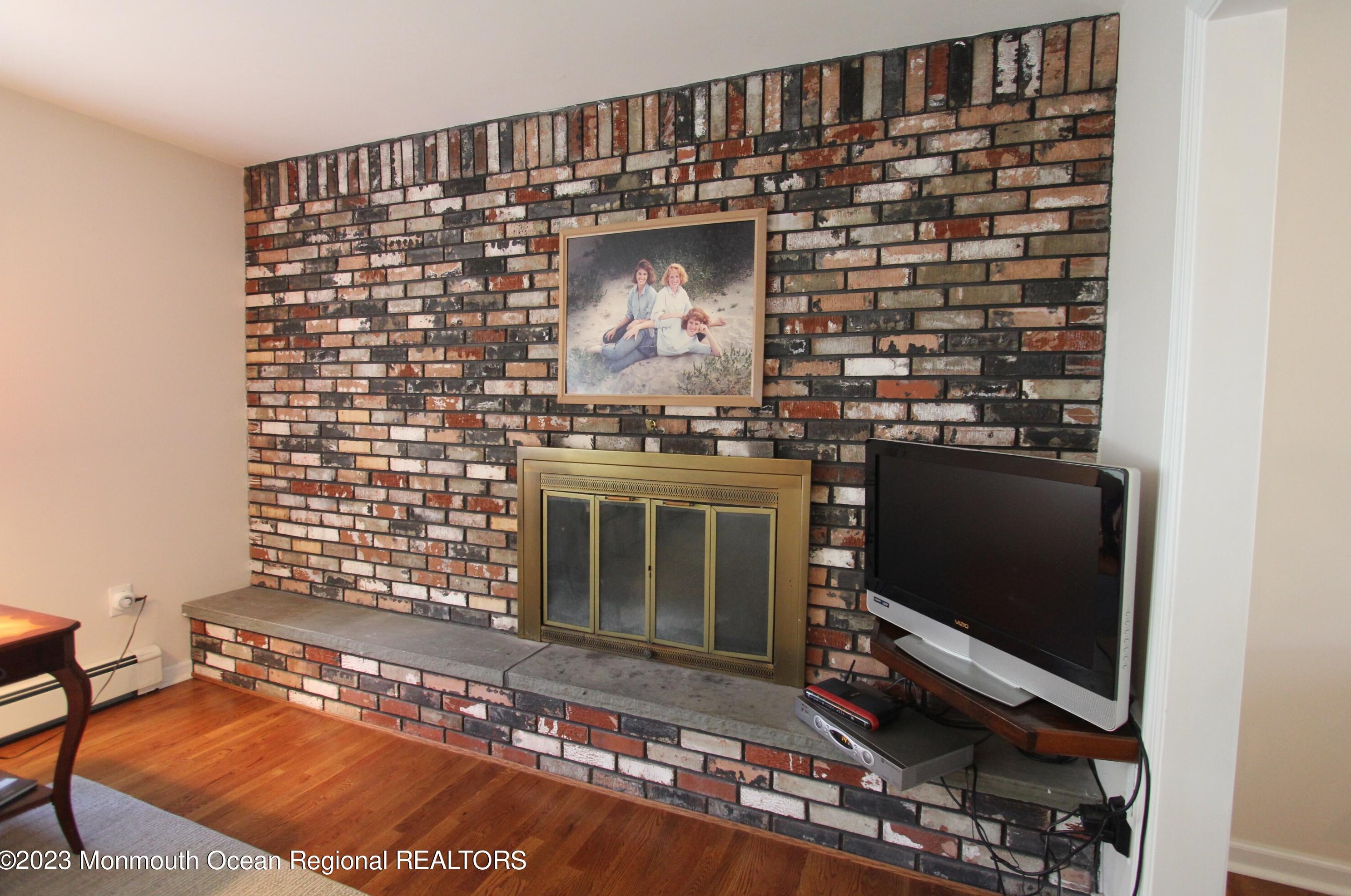 211 Valley Rd, Wall Township, NJ 07753-5768